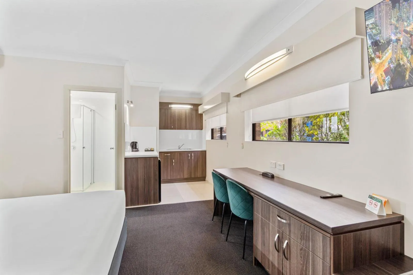 Quality Hotel Robertson Gardens