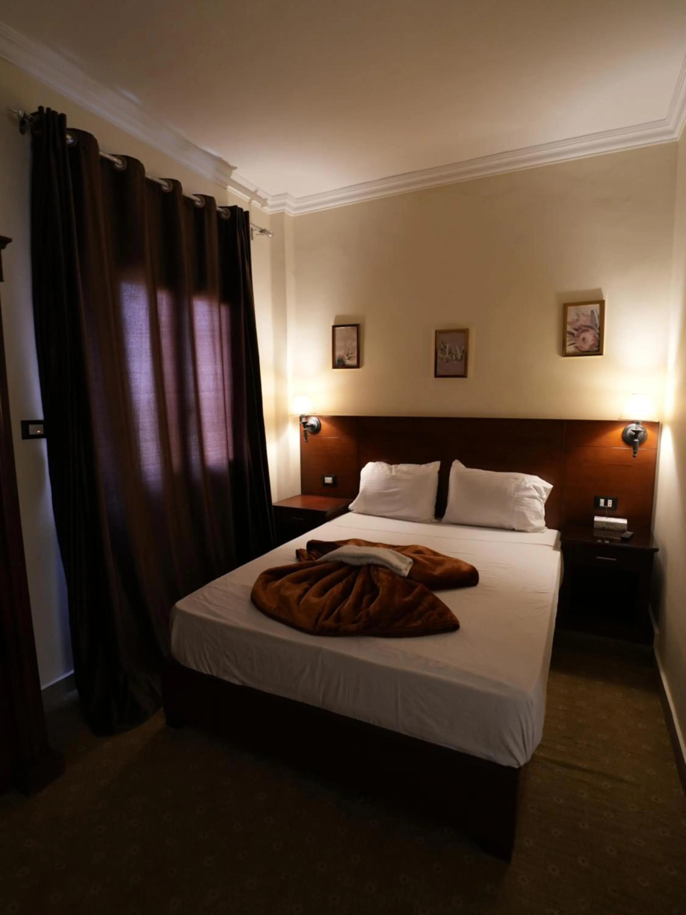 Bed in Montana Hotel