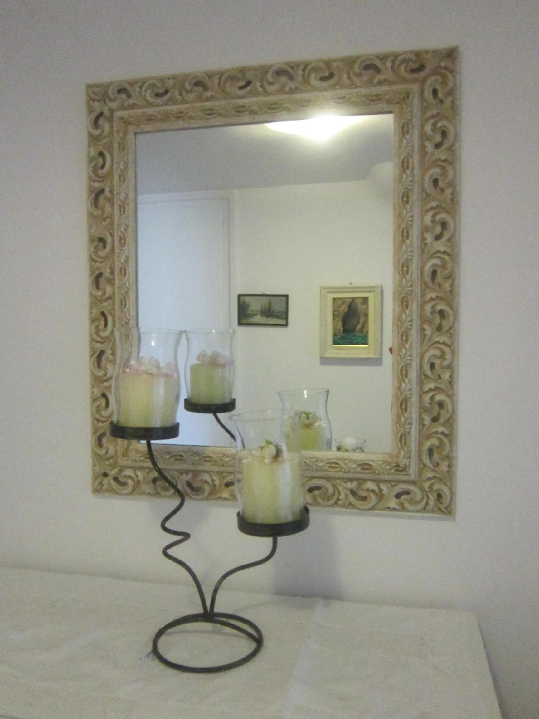 Decorative detail in Villa Apollo B&B