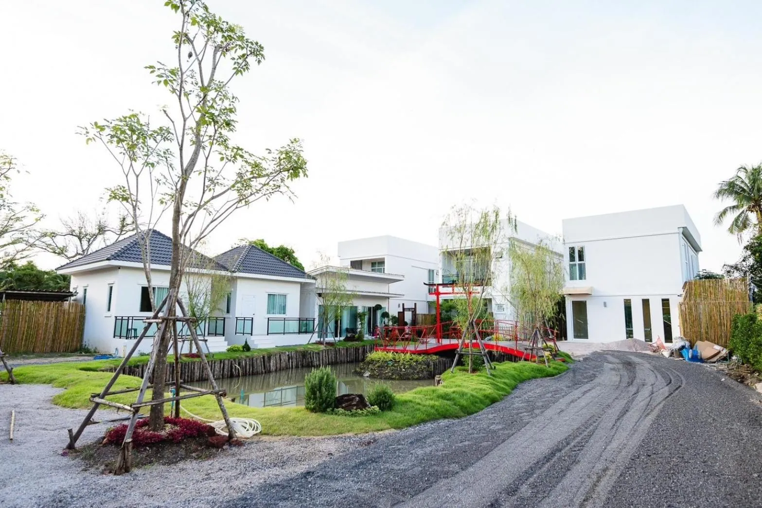 Property building in Yunoya Riverside Villa