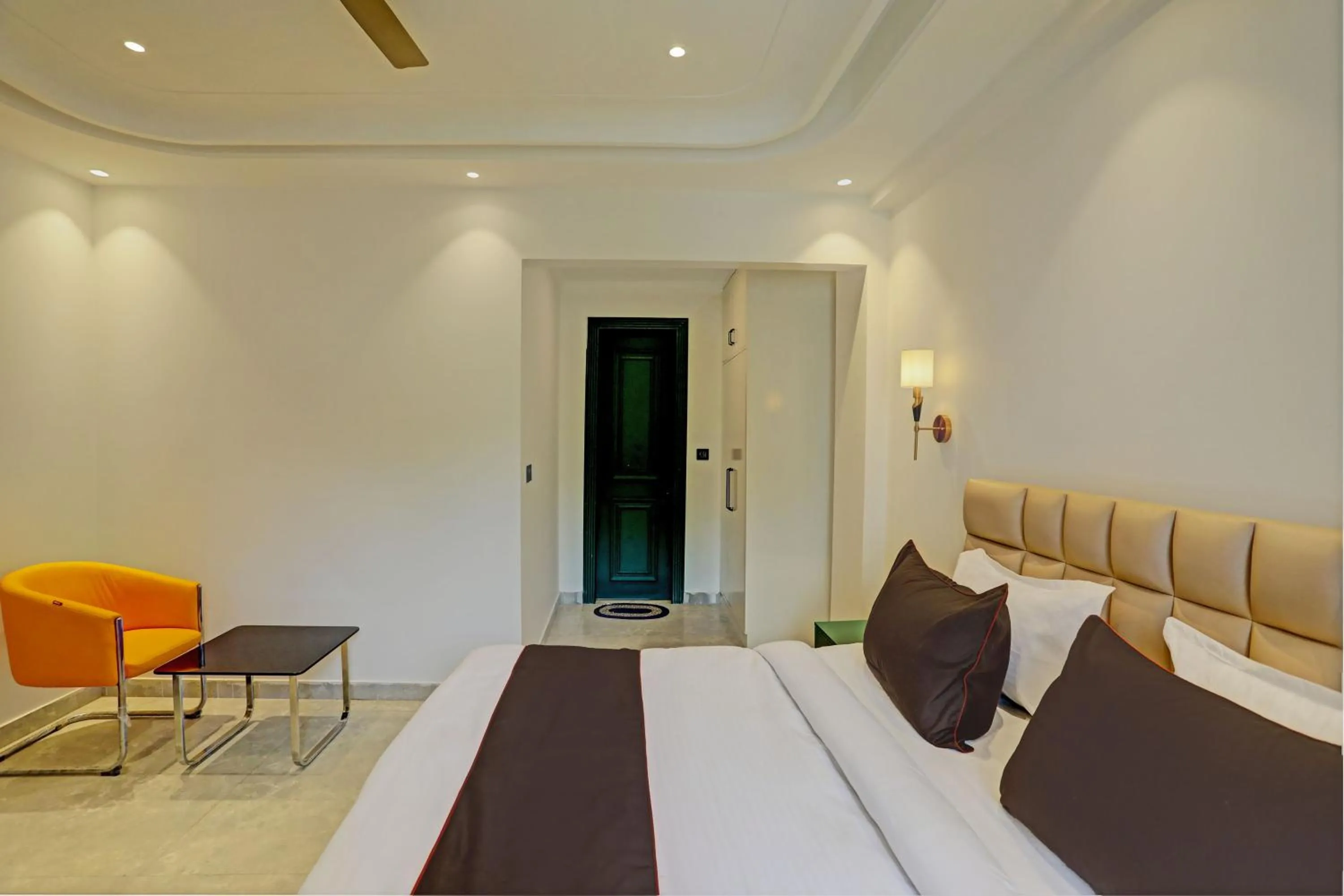 Living room in Roswell Inn