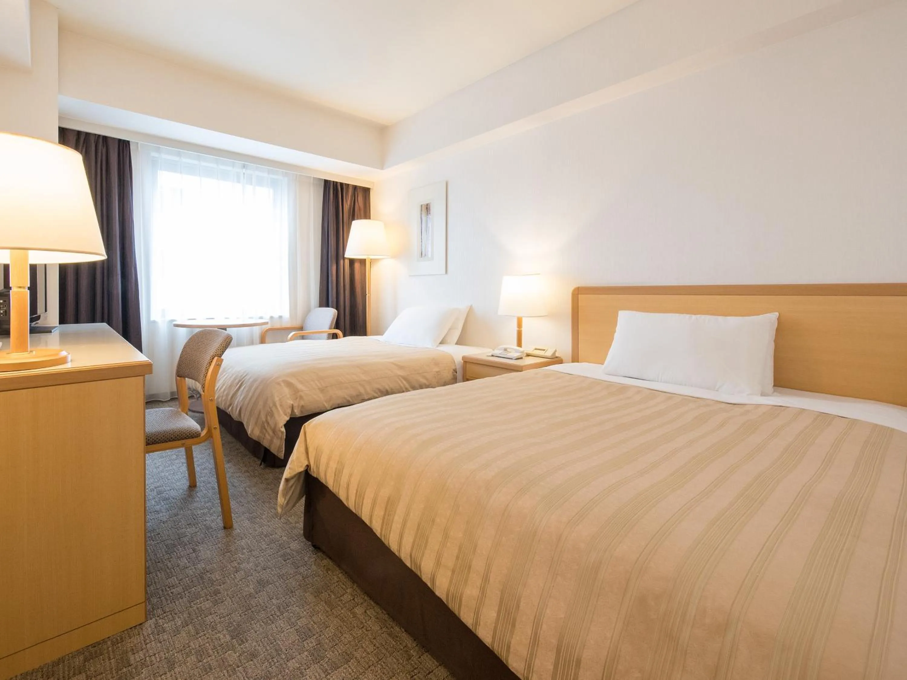 Bedroom, Bed in President Hotel Mito