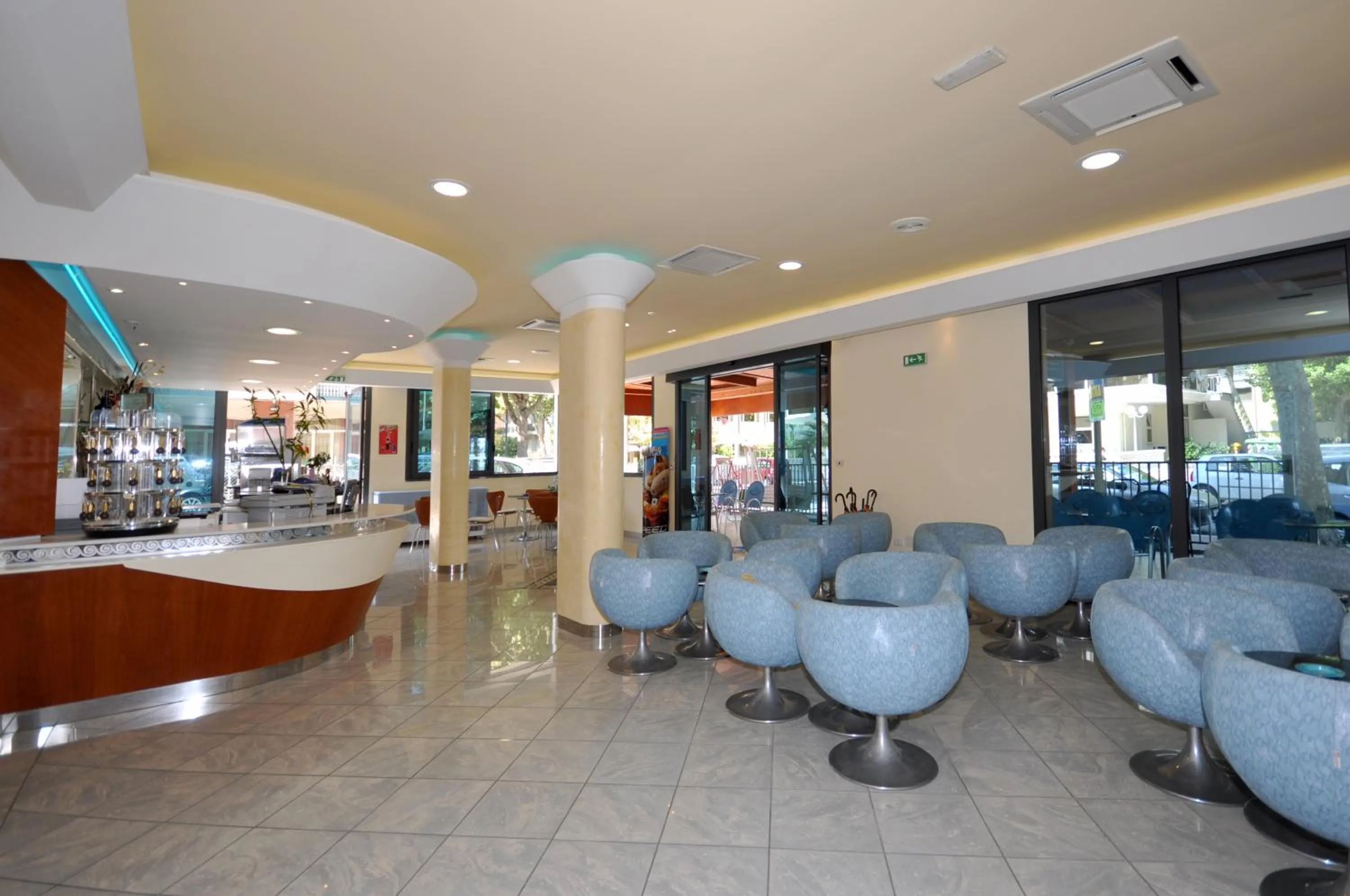 Communal lounge/ TV room in Hotel Concorde