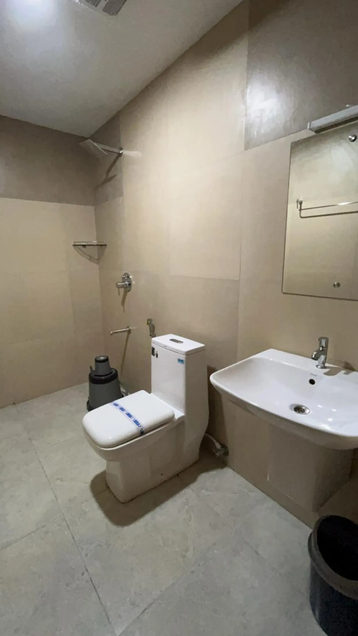 Hotel Dream Suite, Kattappana