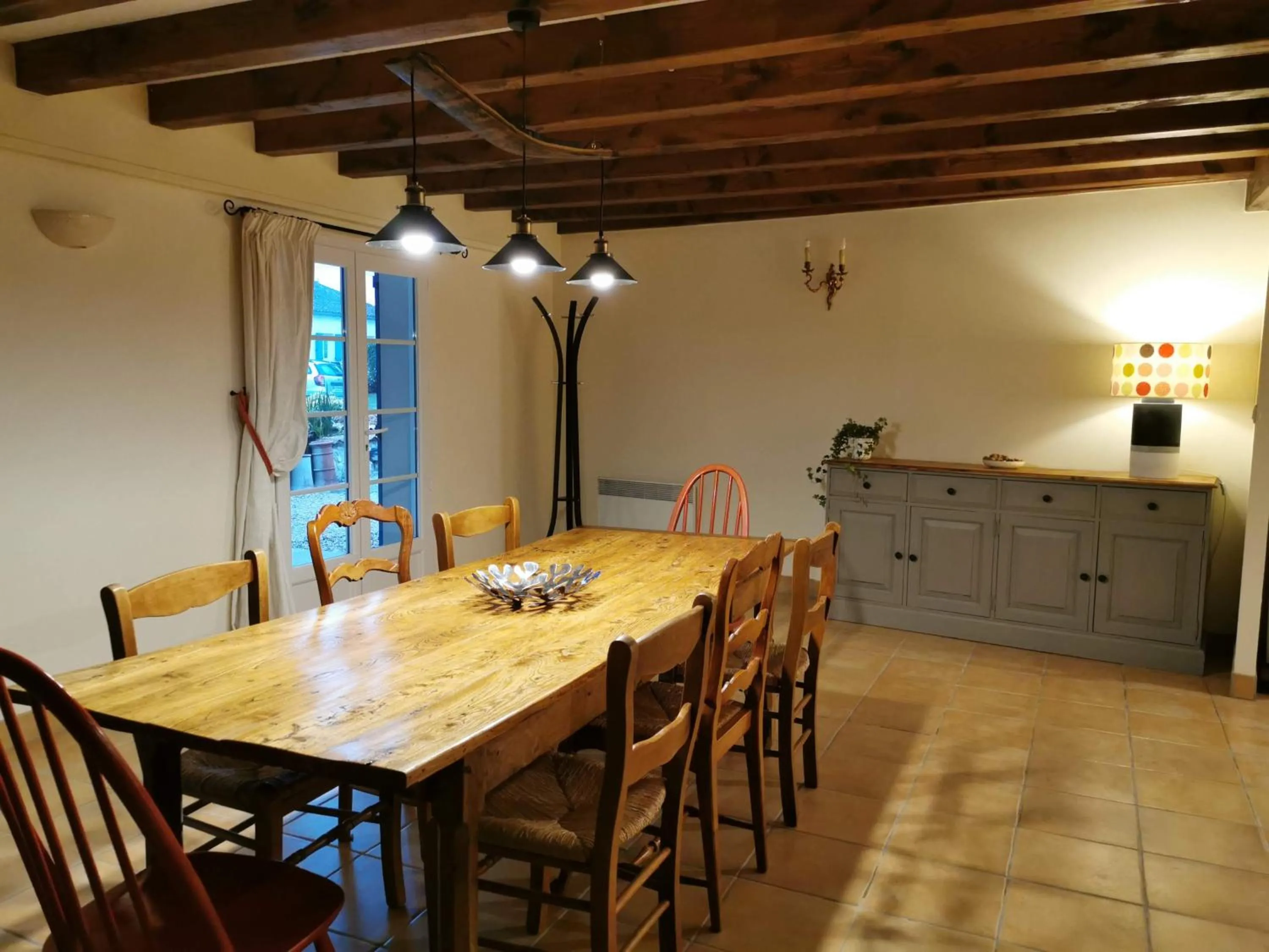 Dining area in L'Ancienne Distillerie