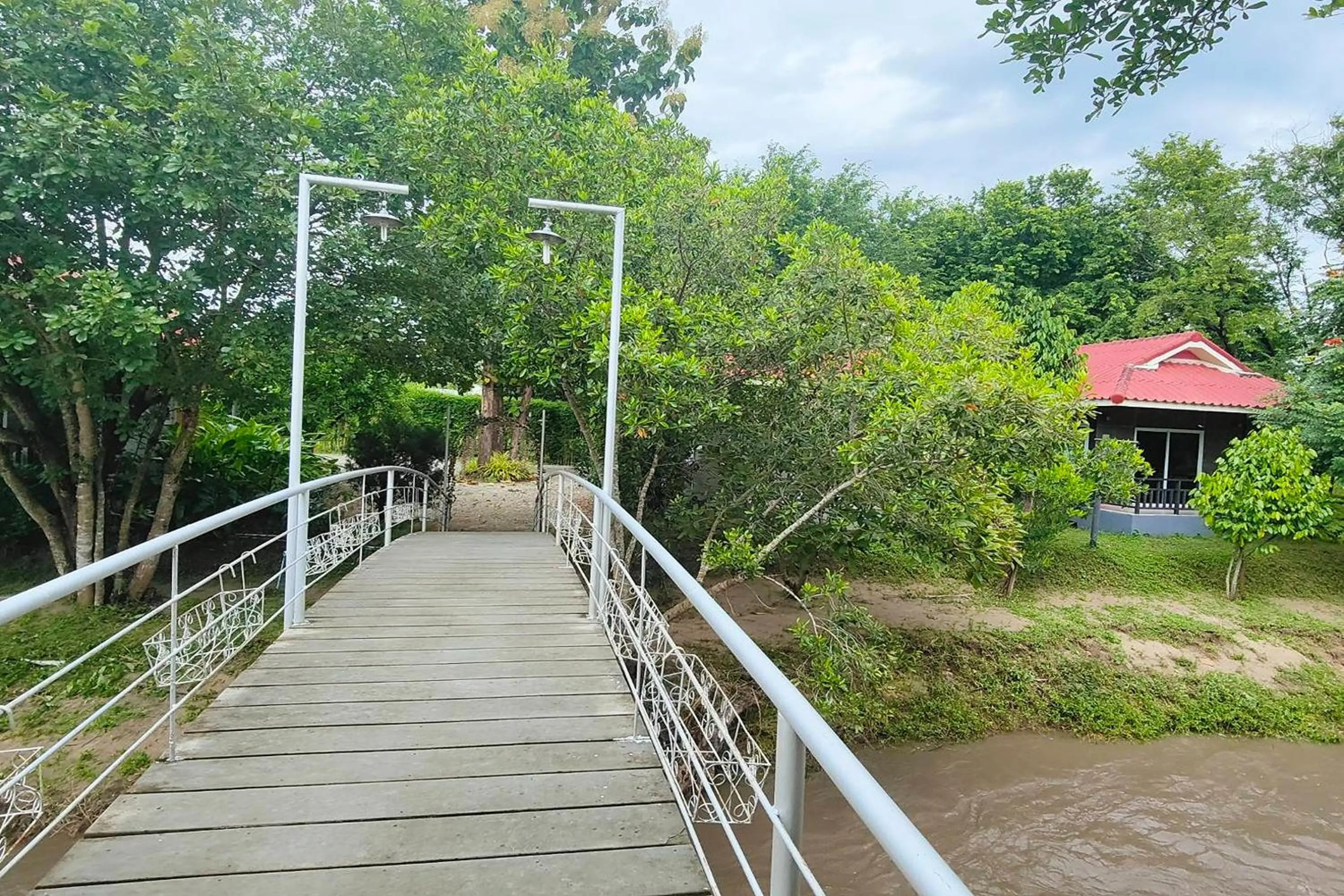 Spring in The Creek Resort