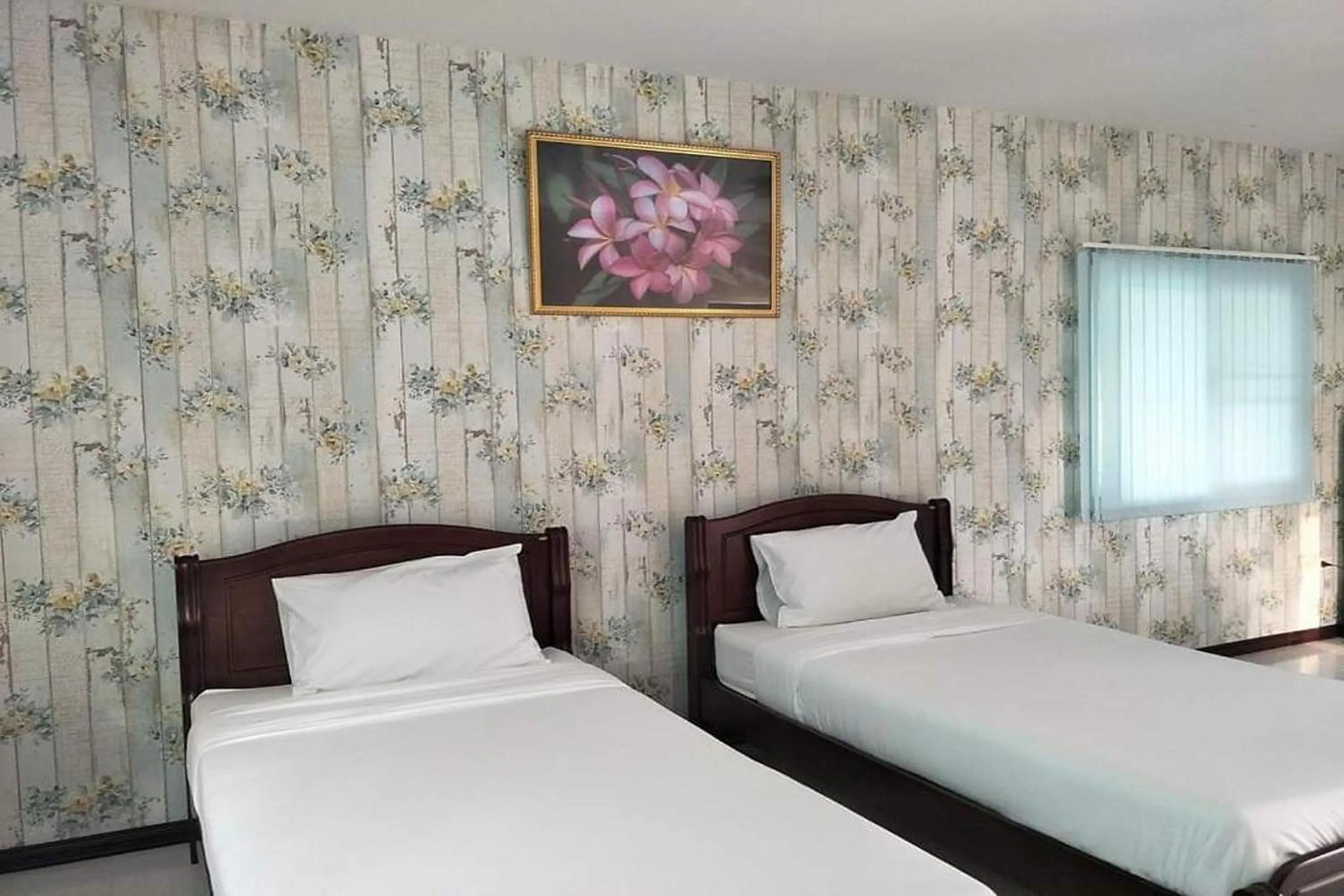 Bed in The Creek Resort