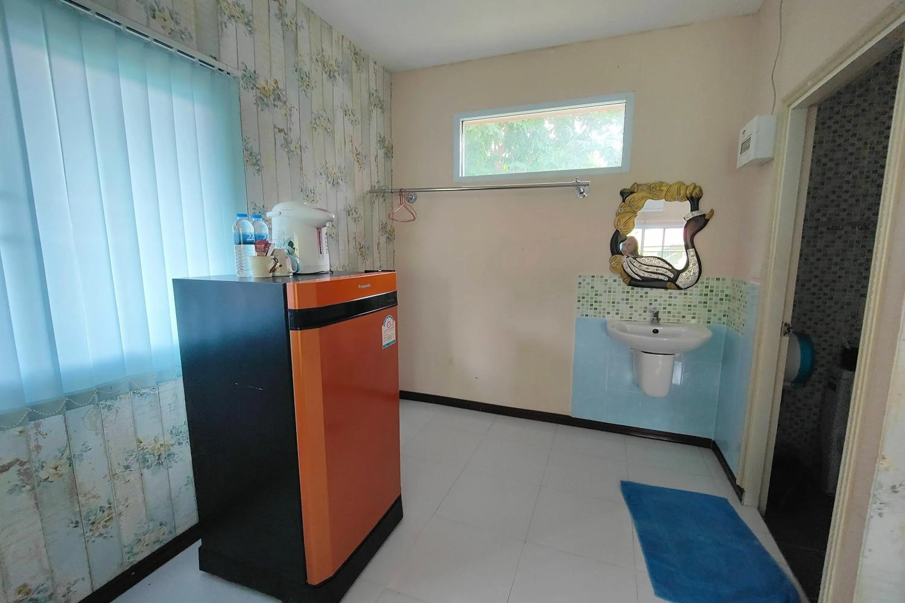 Kitchen or kitchenette in The Creek Resort