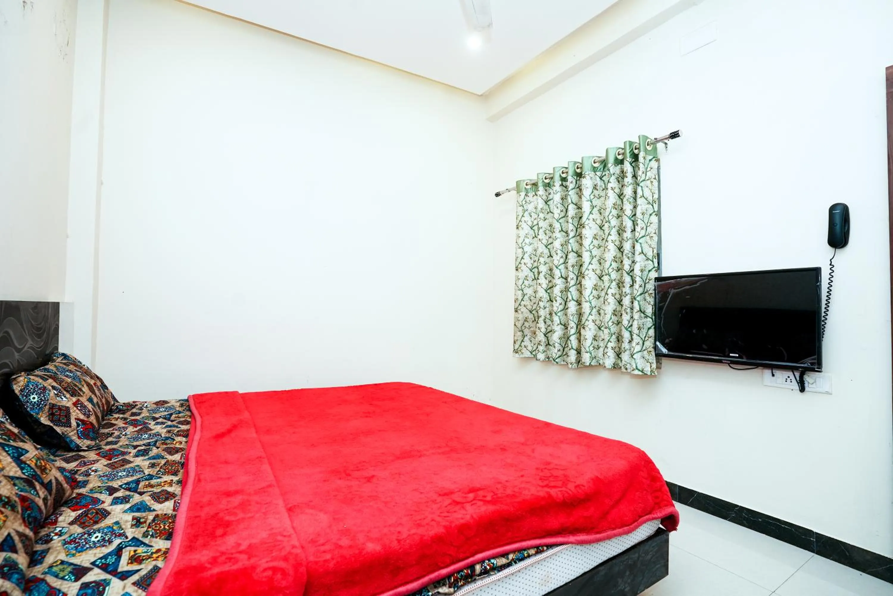 Bedroom, Bed in Hotel The Galaxy near Udaipur Airport