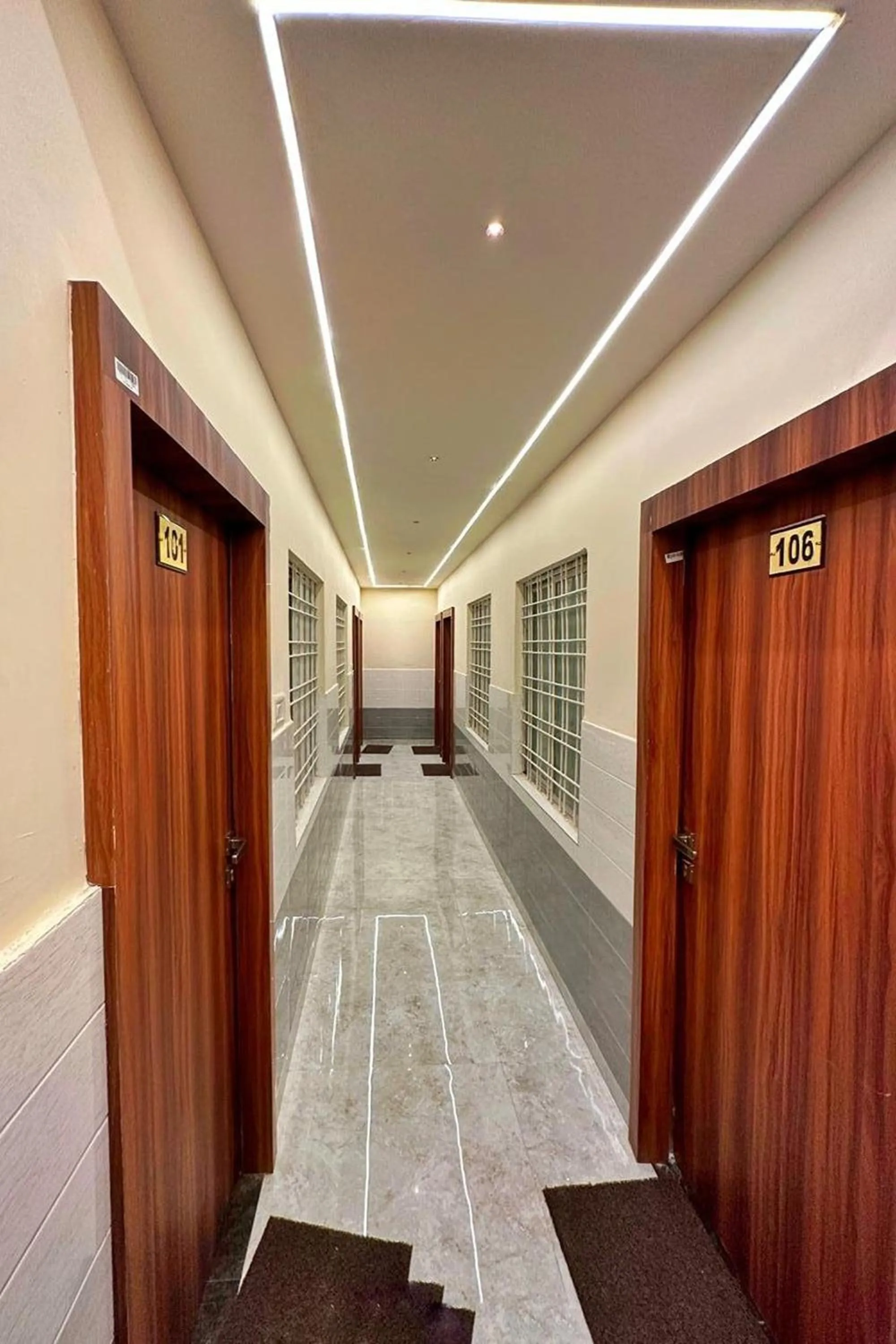 Lobby or reception in Hotel The Galaxy near Udaipur Airport