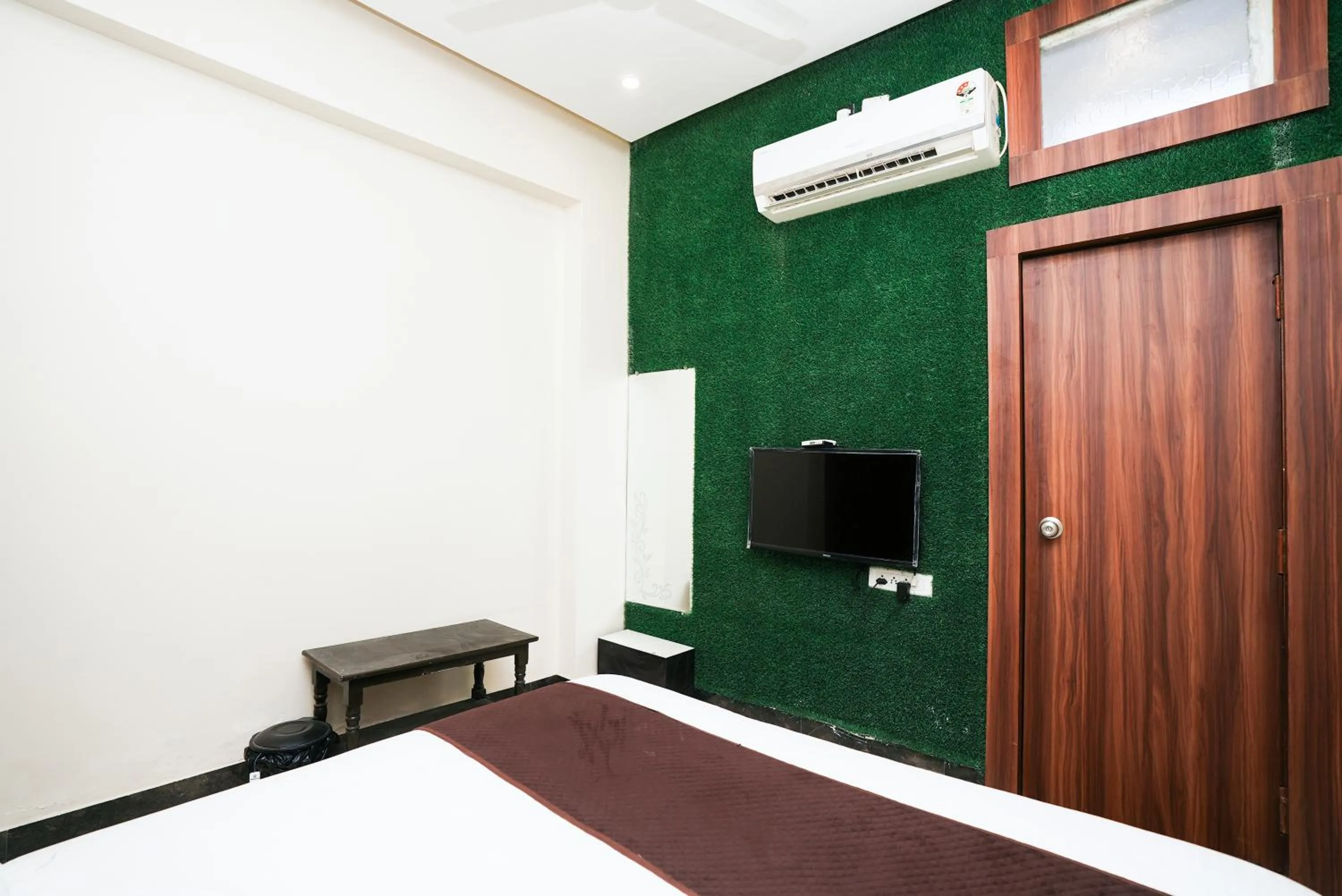 Bedroom, Bed in Hotel The Galaxy near Udaipur Airport