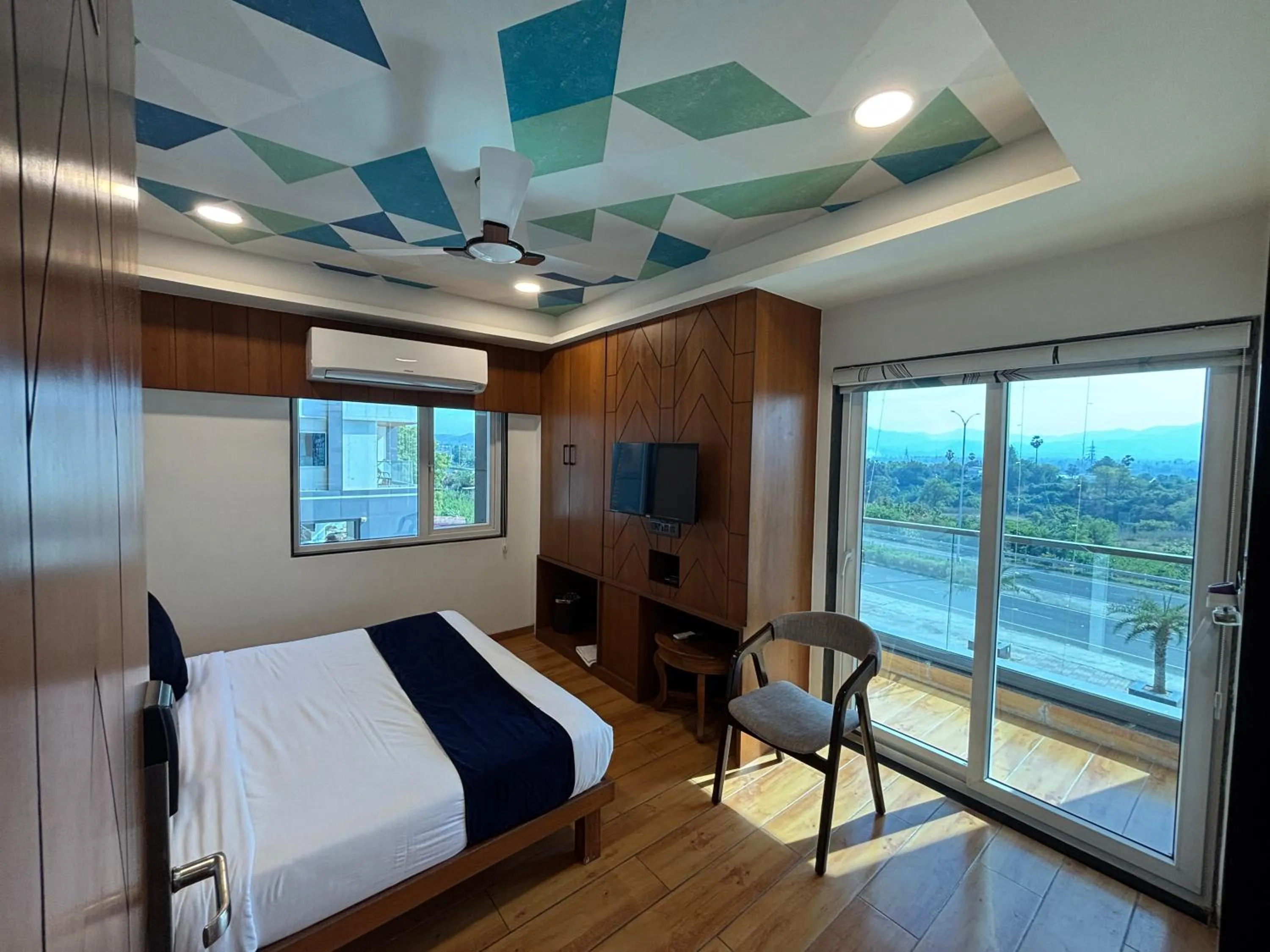 Bedroom, Bed in The Scenic Unity