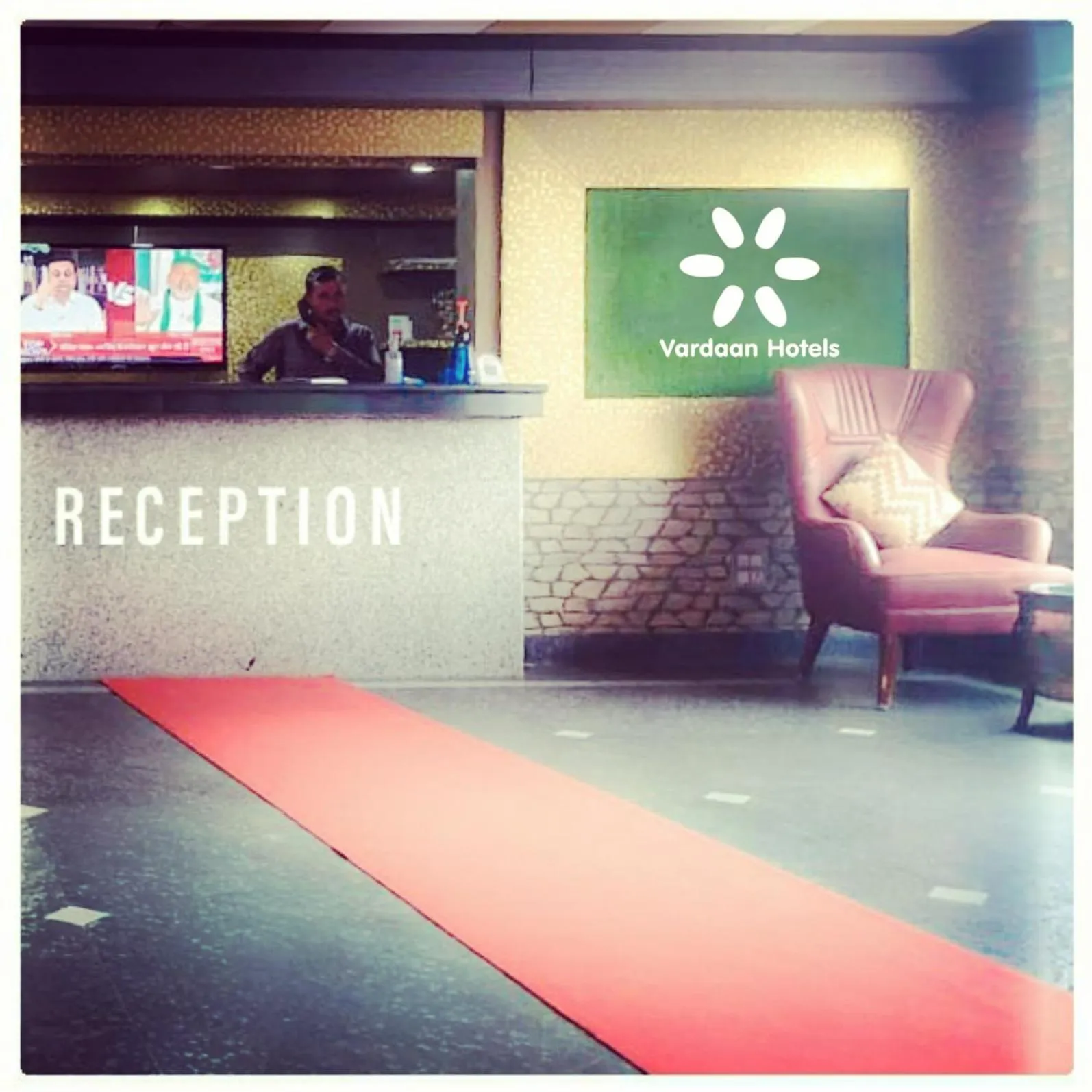 Lobby or reception in Vardaan Hotels - PatniTop