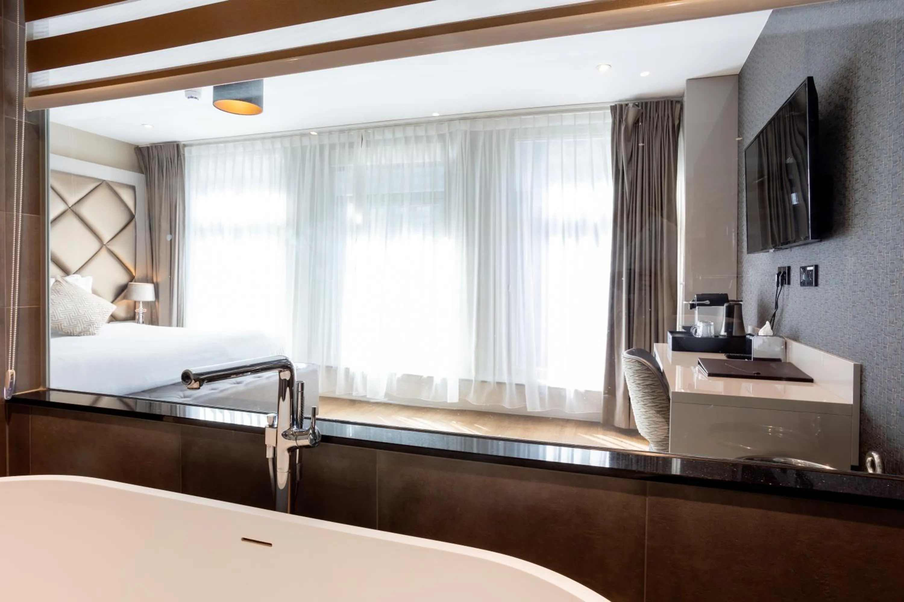 Bed in Dream Hotel Amsterdam