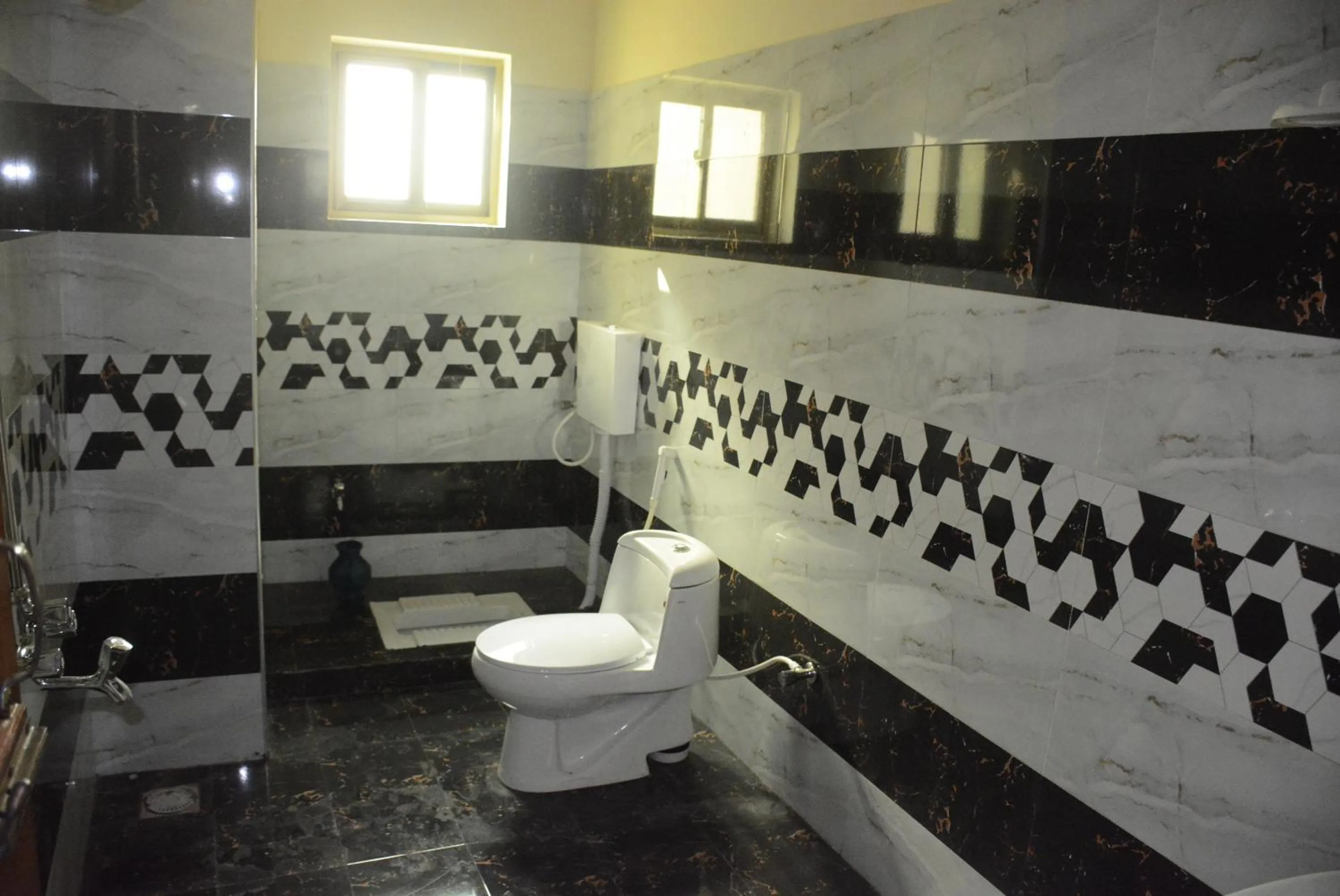 Bathroom in Hotel The Taj Multan