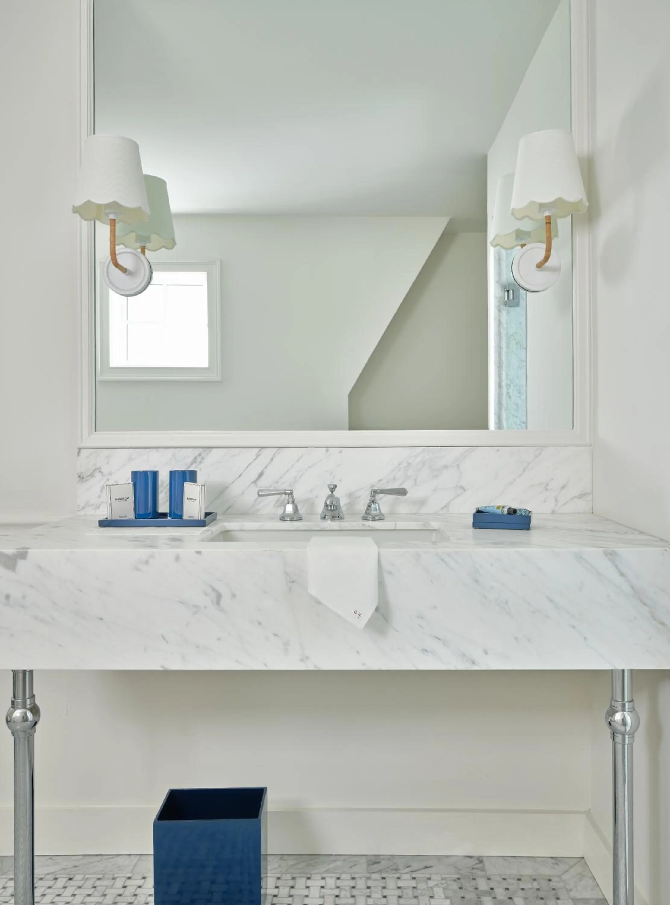 Bathroom in Gardiner House