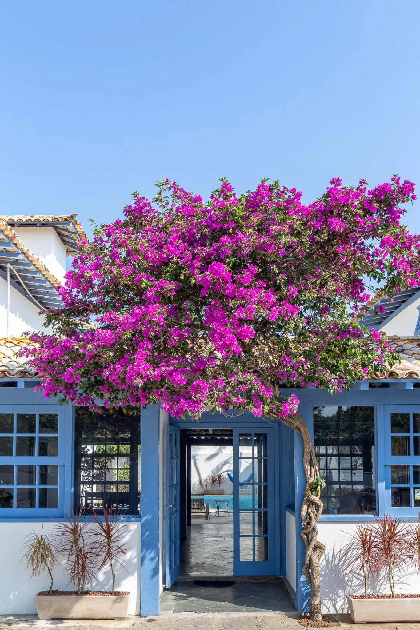 Property building in Pousada Vila Capri