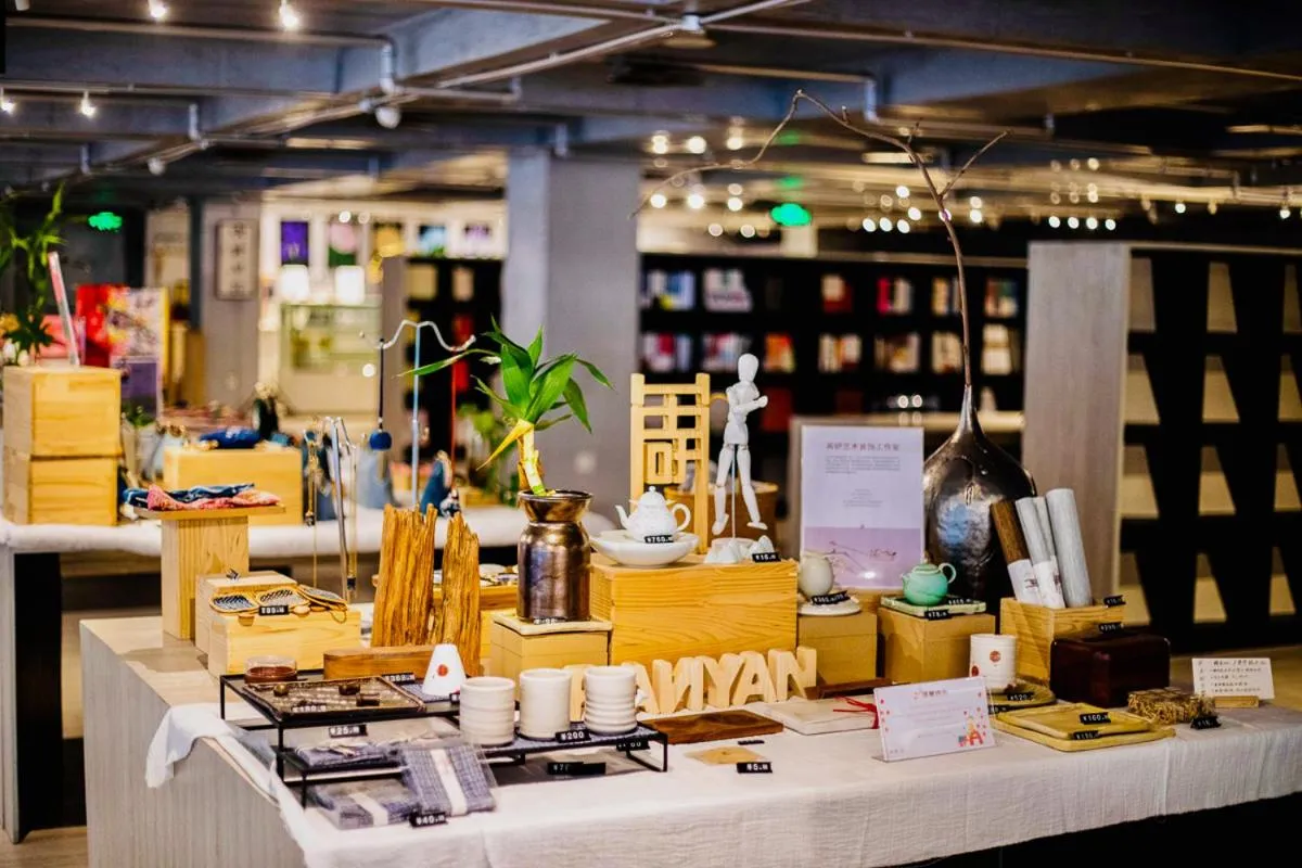 Restaurant/places to eat in Chengdu Chengshe Hotel - Wenjiang University Town Southwest Caida Branch