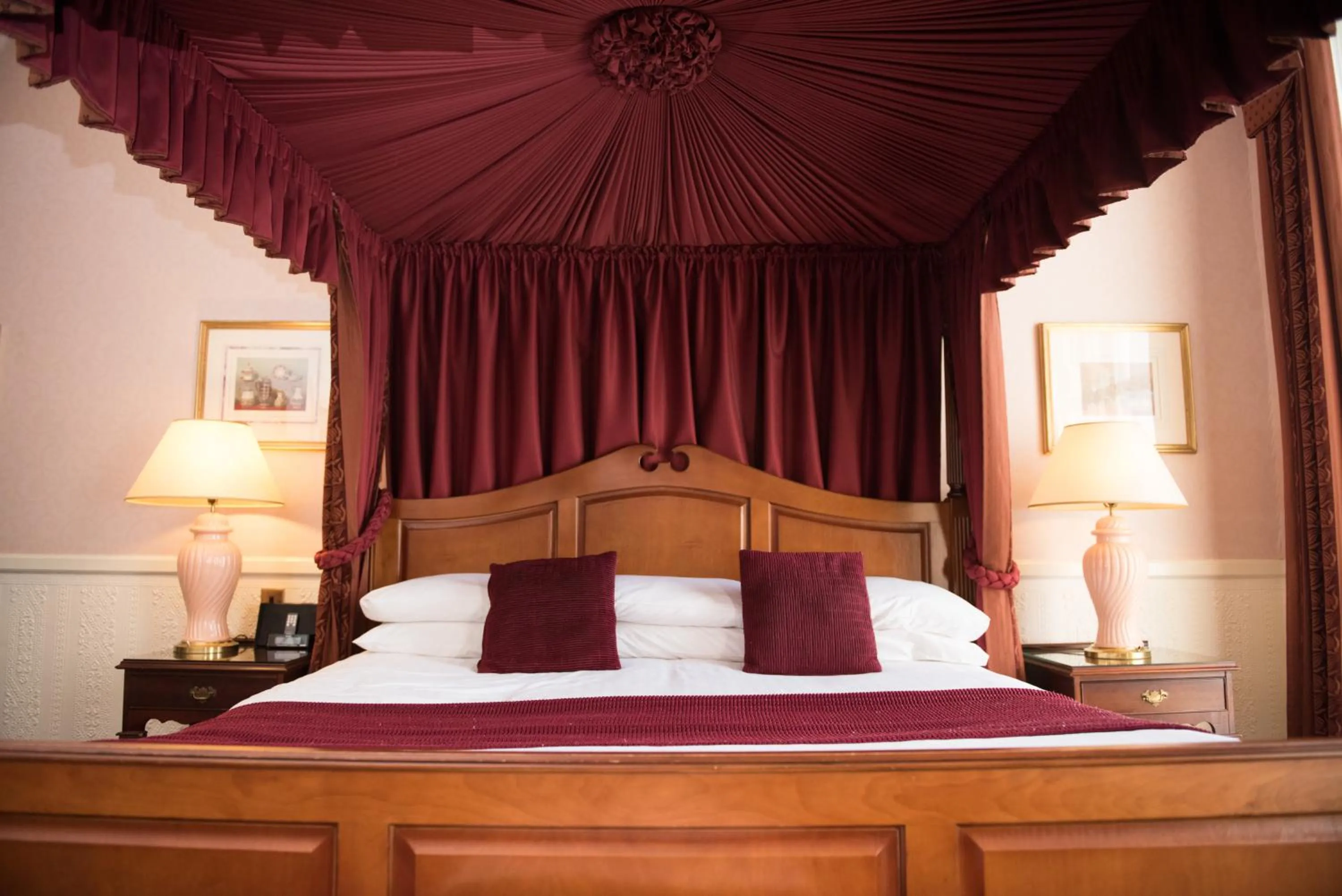 Shower, Bed in Orton Hall Hotel & Spa