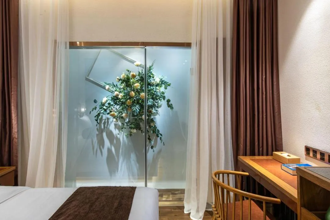 JAMES JOYCE COFFETEI- Guangzhou Beijing Road Metro Station Pedestrian Street Branch