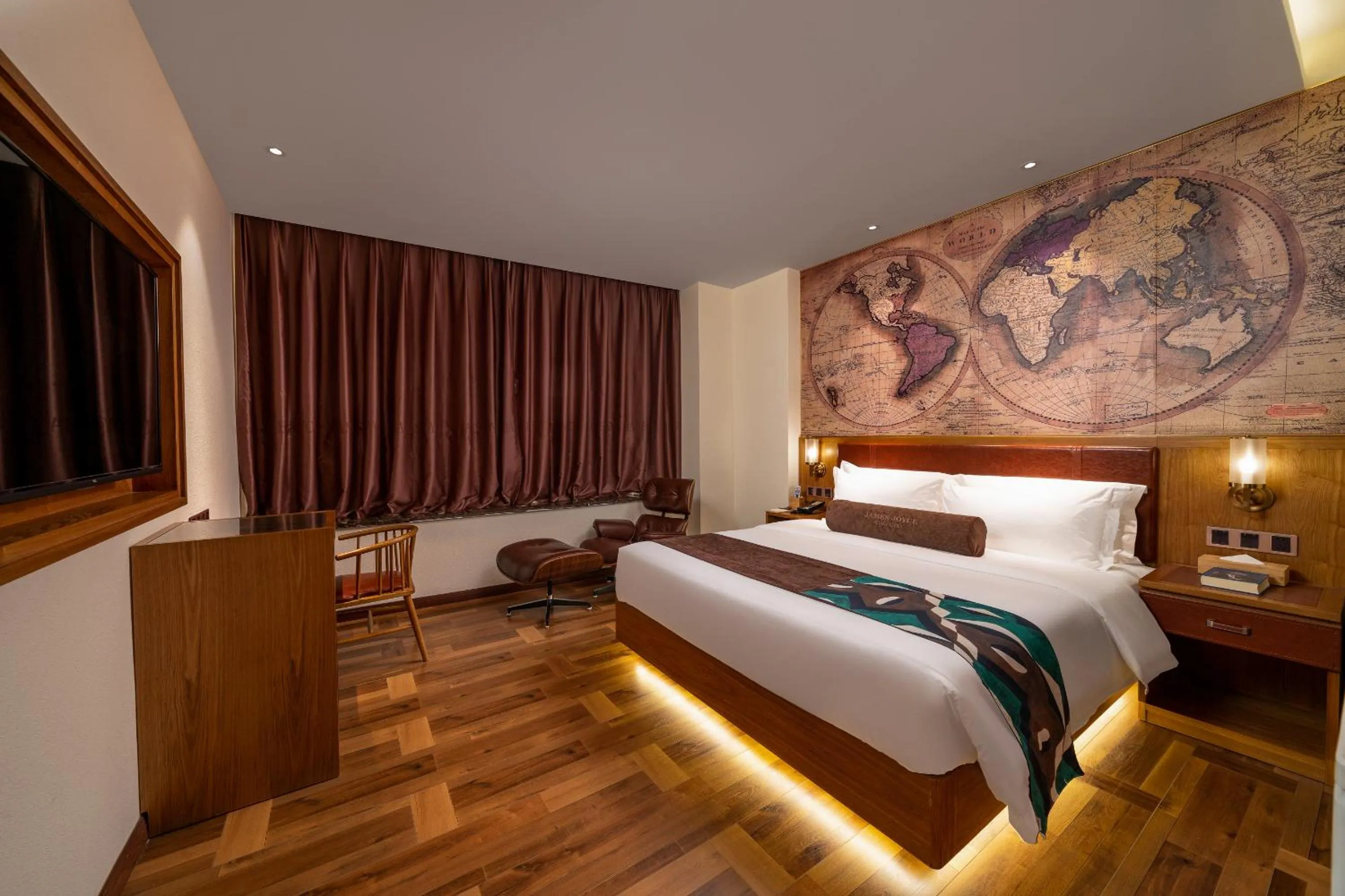 JAMES JOYCE COFFETEI- Guangzhou Beijing Road Metro Station Pedestrian Street Branch