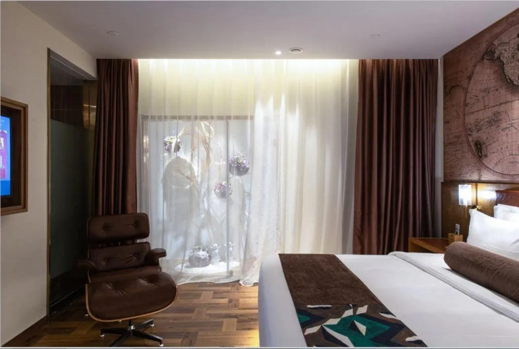 JAMES JOYCE COFFETEI- Guangzhou Beijing Road Metro Station Pedestrian Street Branch