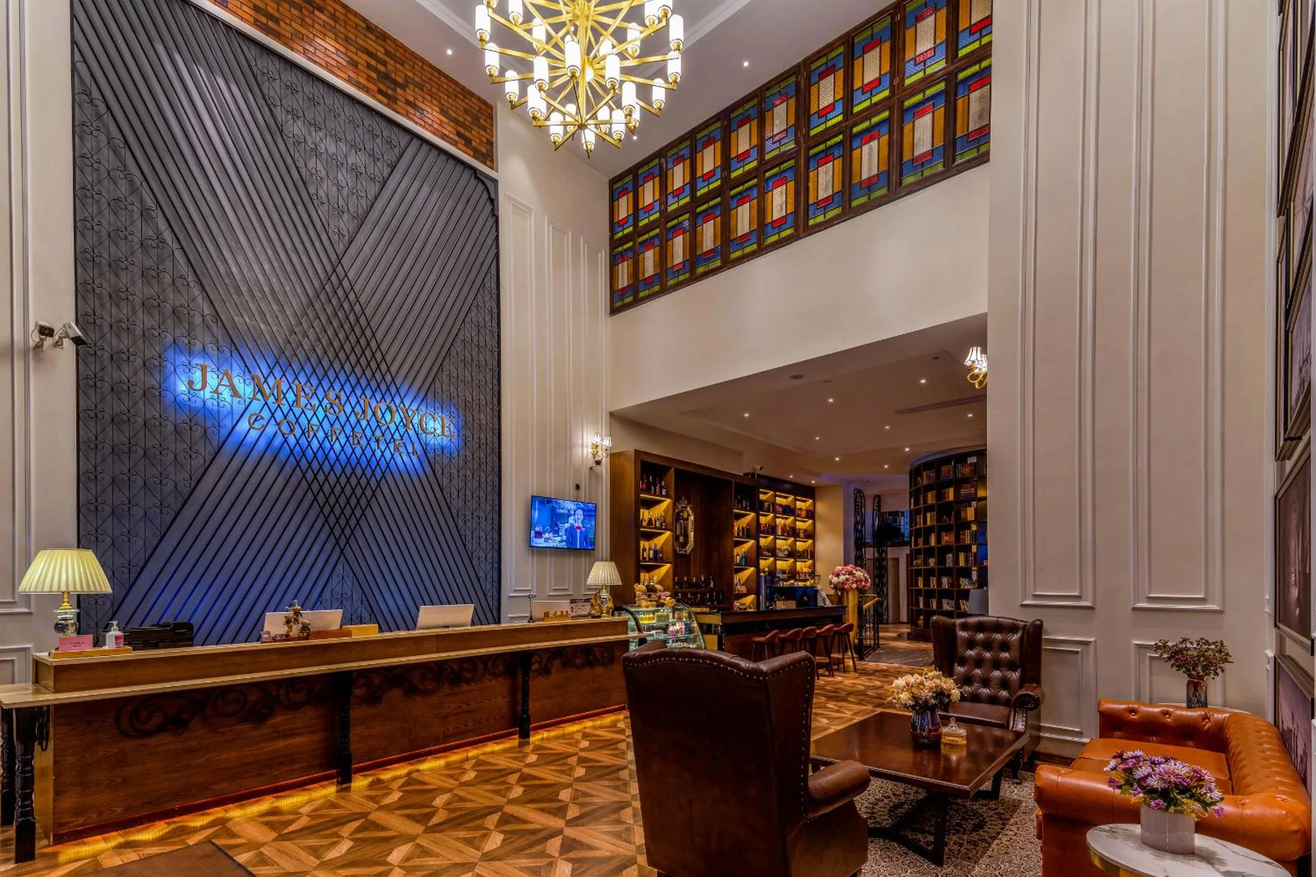 Seating area in JAMES JOYCE COFFETEI- Guangzhou Beijing Road Metro Station Pedestrian Street Branch