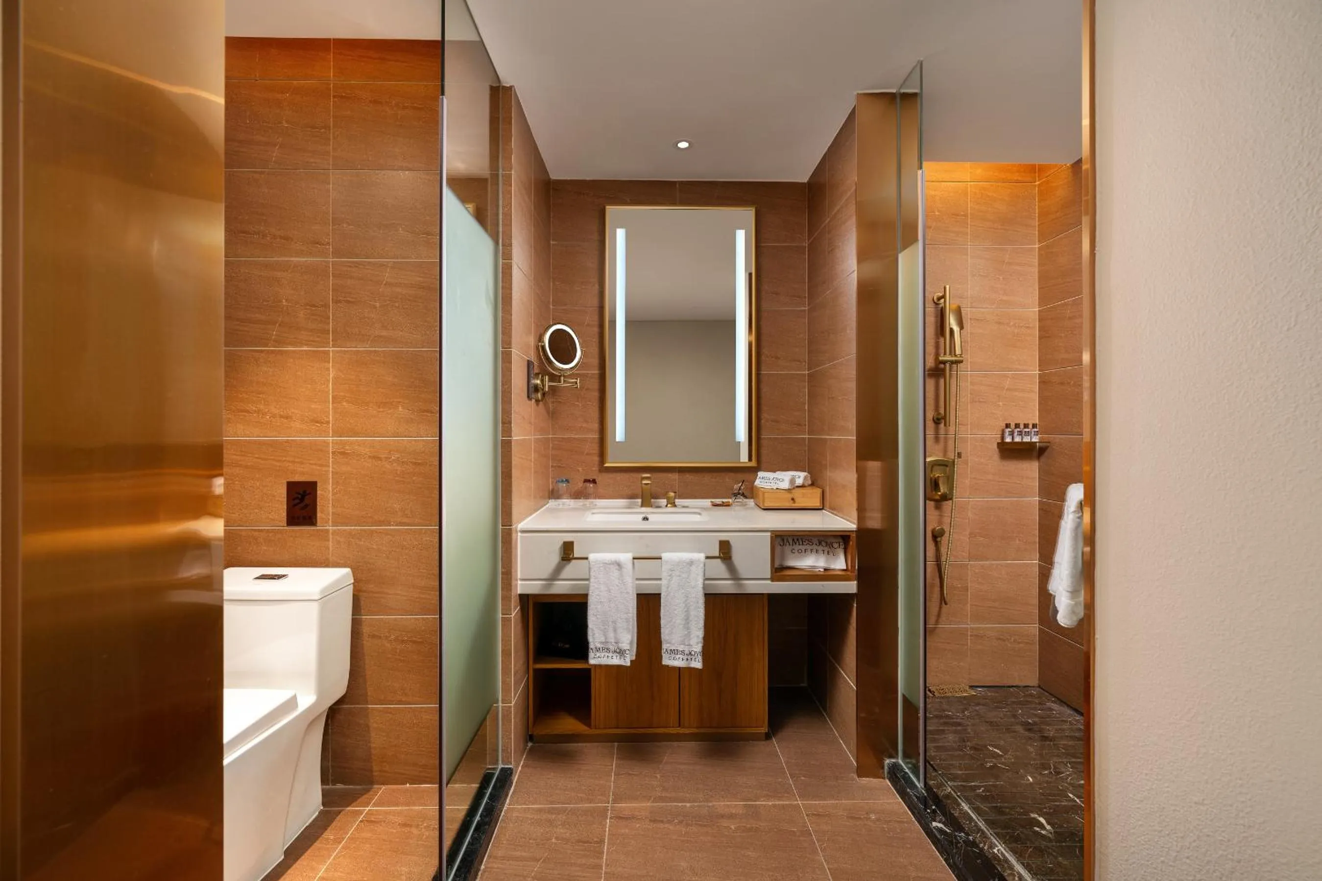 JAMES JOYCE COFFETEI- Guangzhou Beijing Road Metro Station Pedestrian Street Branch