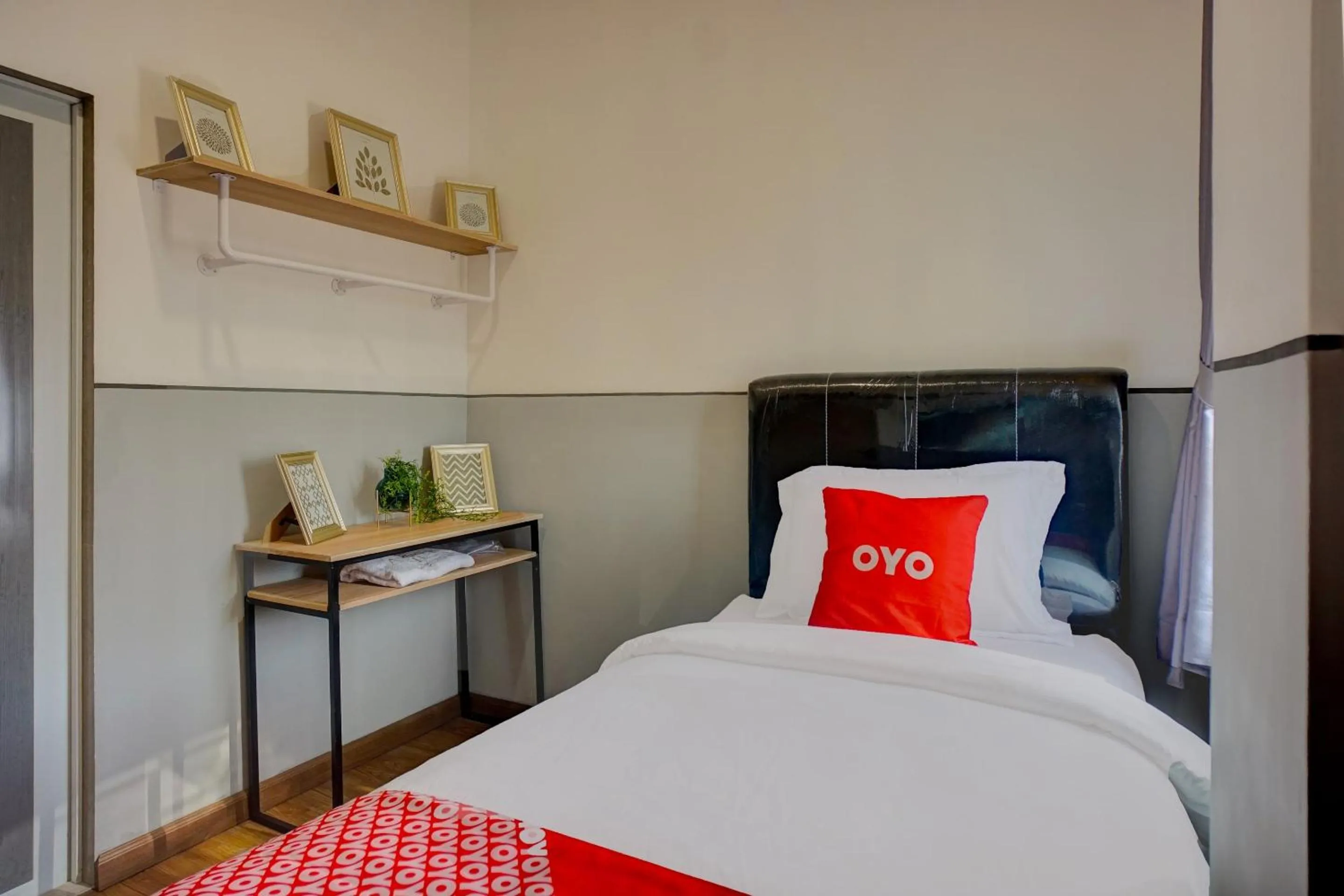 Bedroom, Bed in Hotel O Alhesa Residence