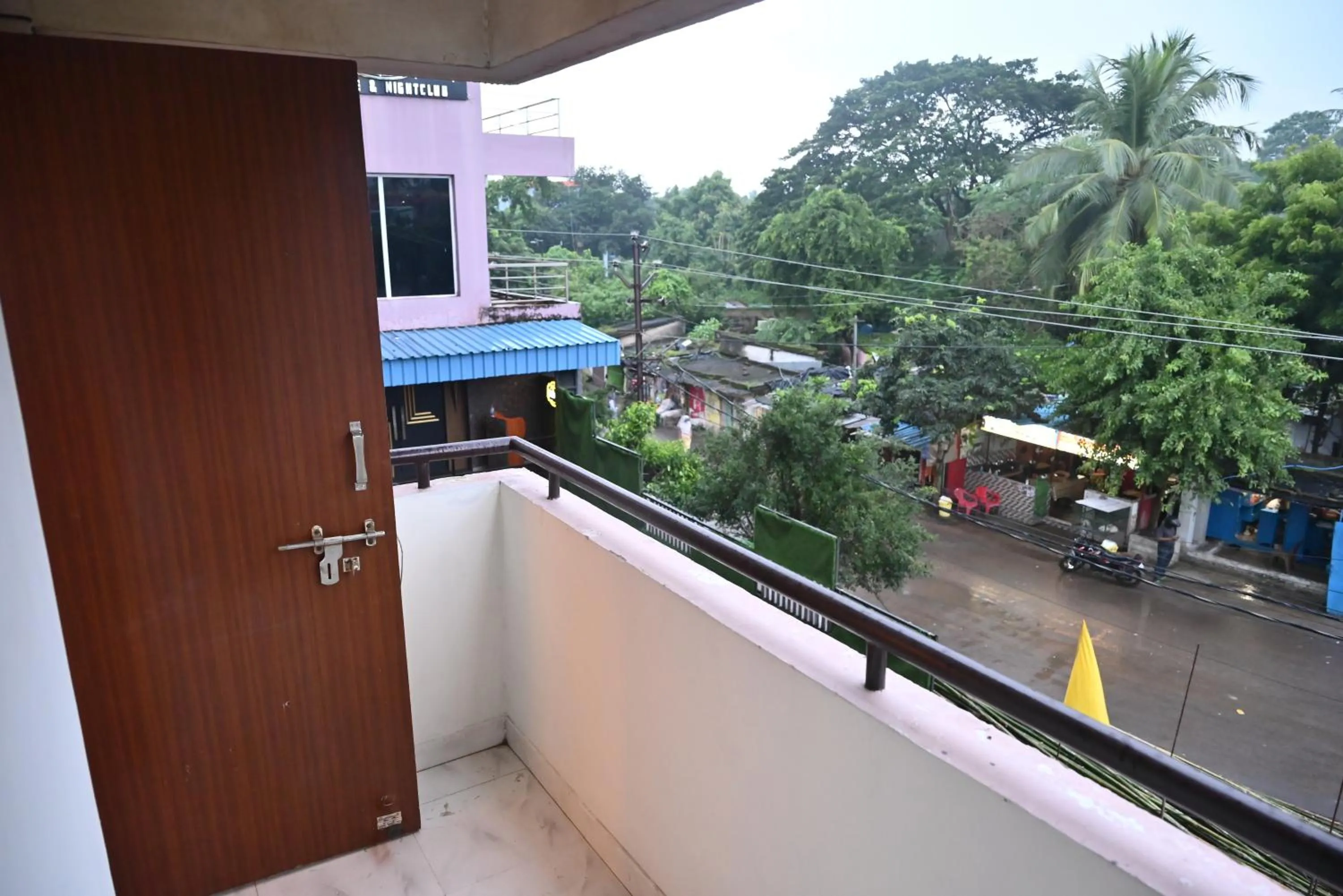 Quiet street view in HOTEL SUN GREEN