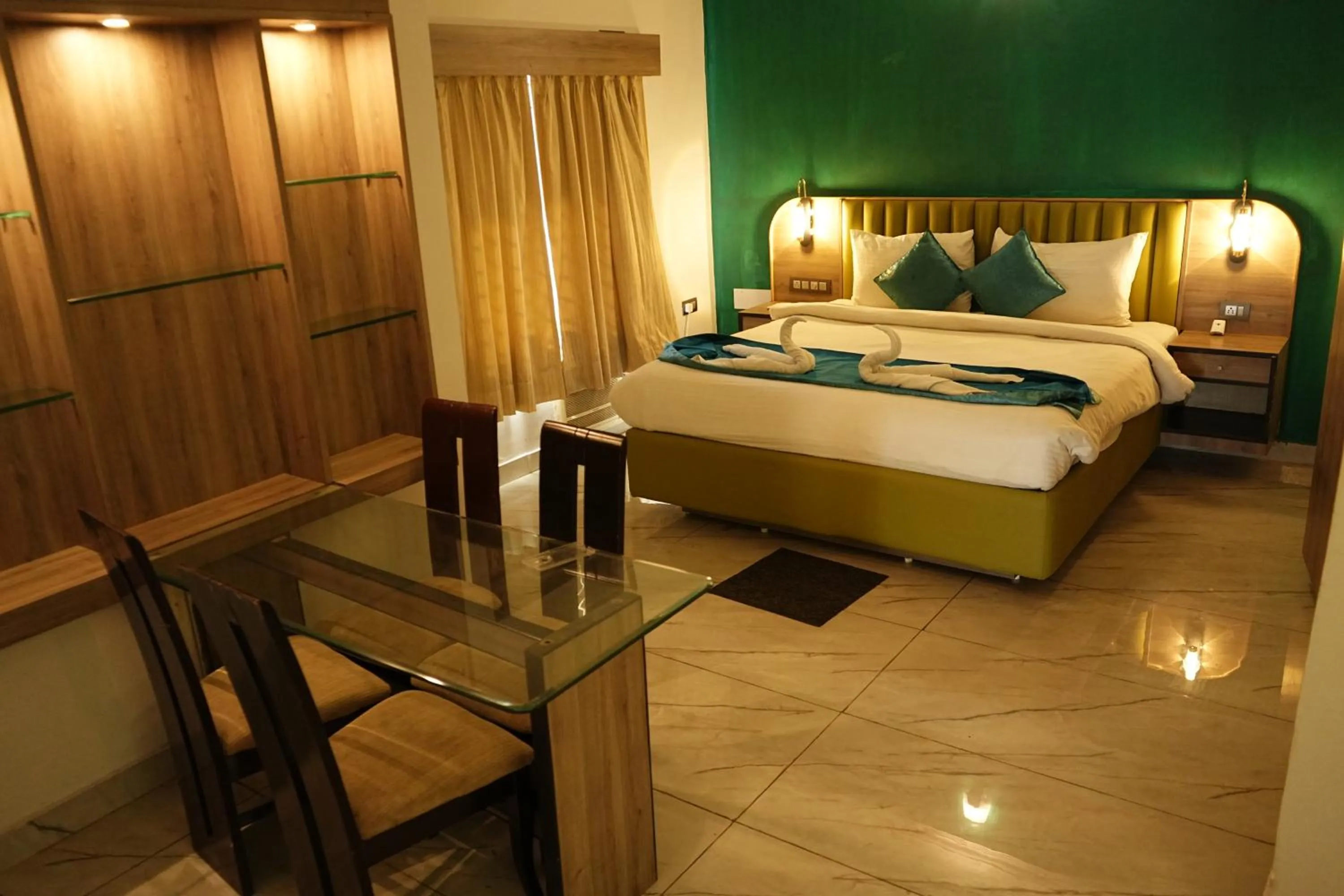 Bedroom, Bed in HOTEL SUN GREEN