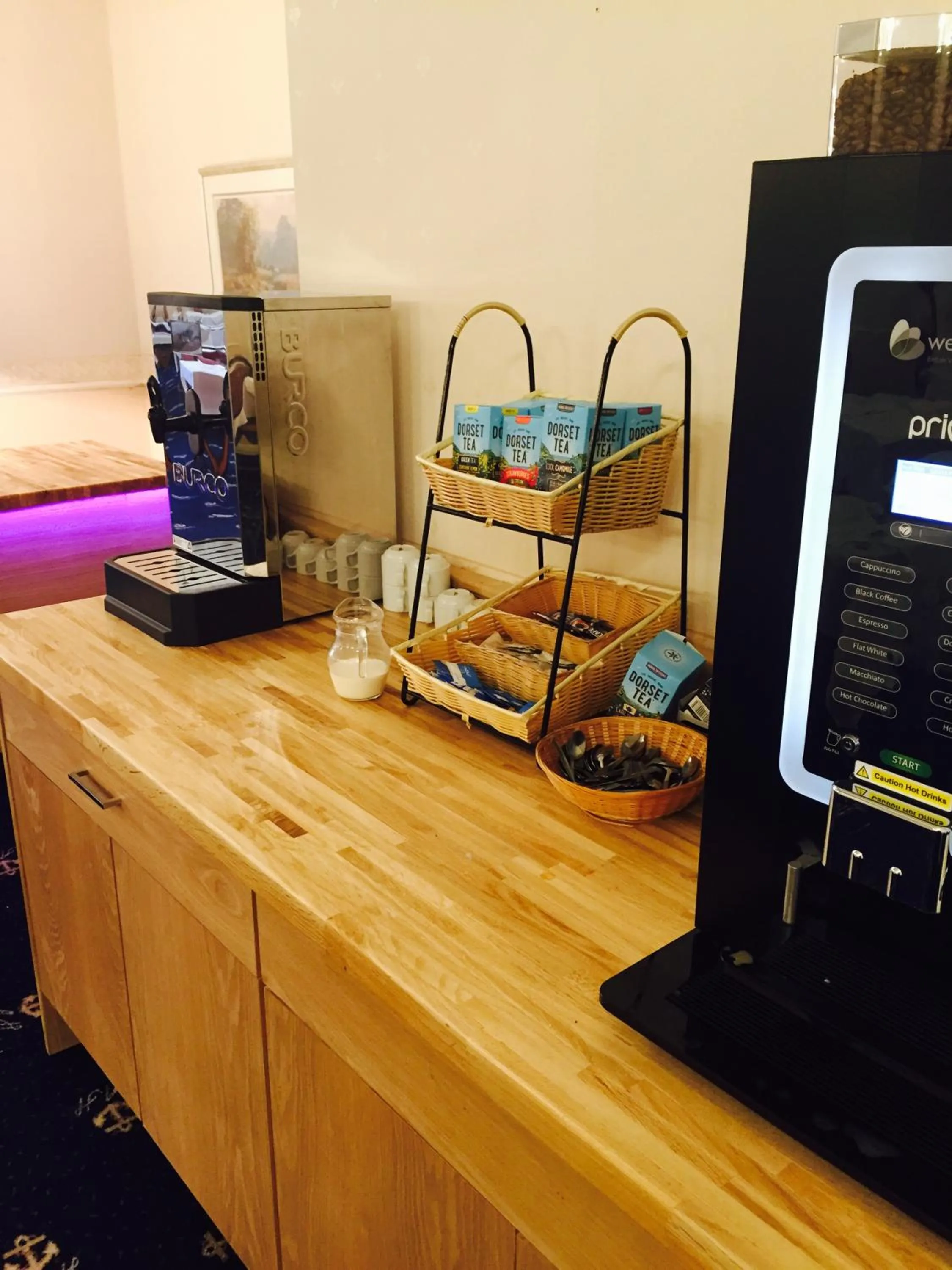 Drinks in Anchorage Hotel & Spa