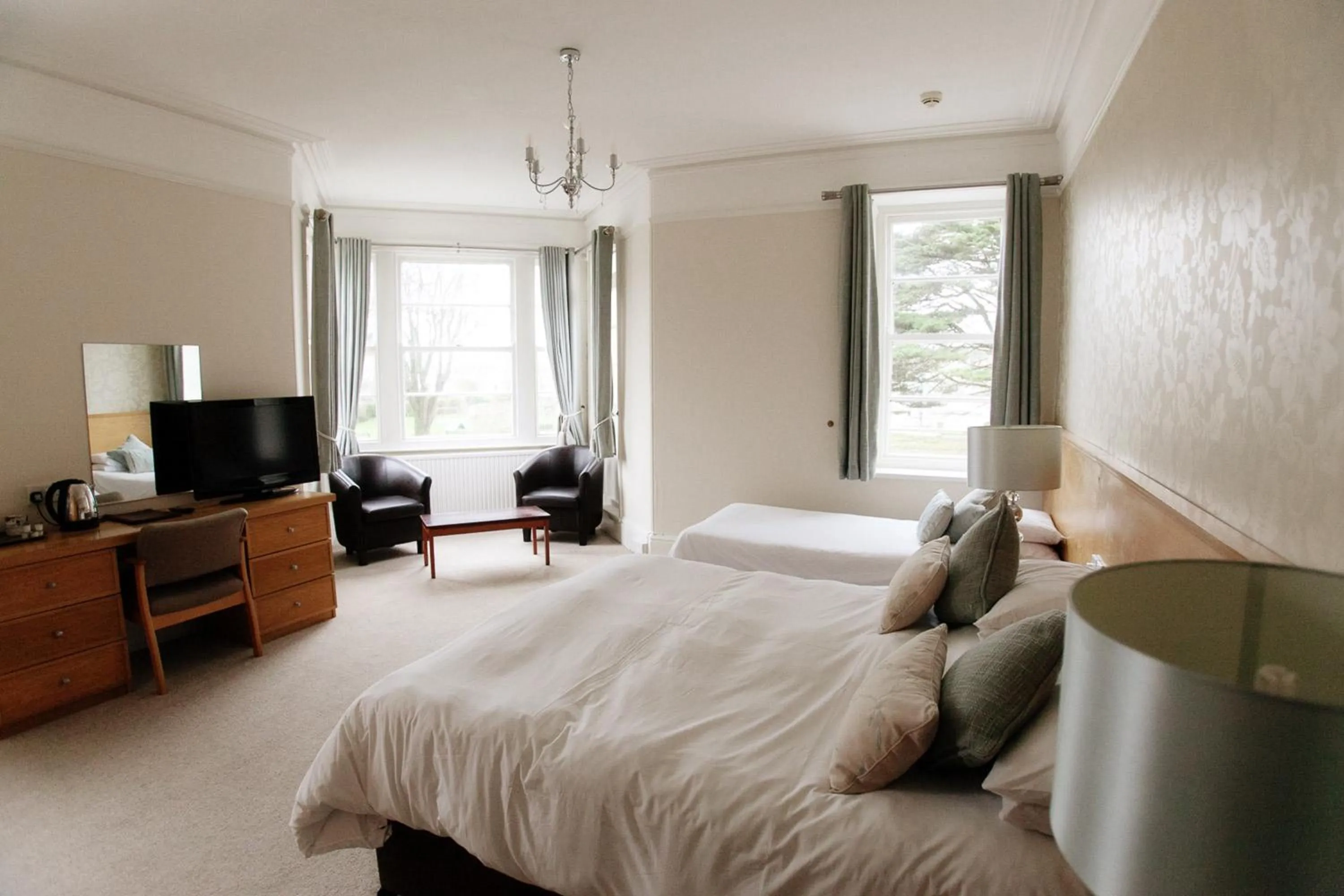 Photo of the whole room, Bed in Anchorage Hotel & Spa