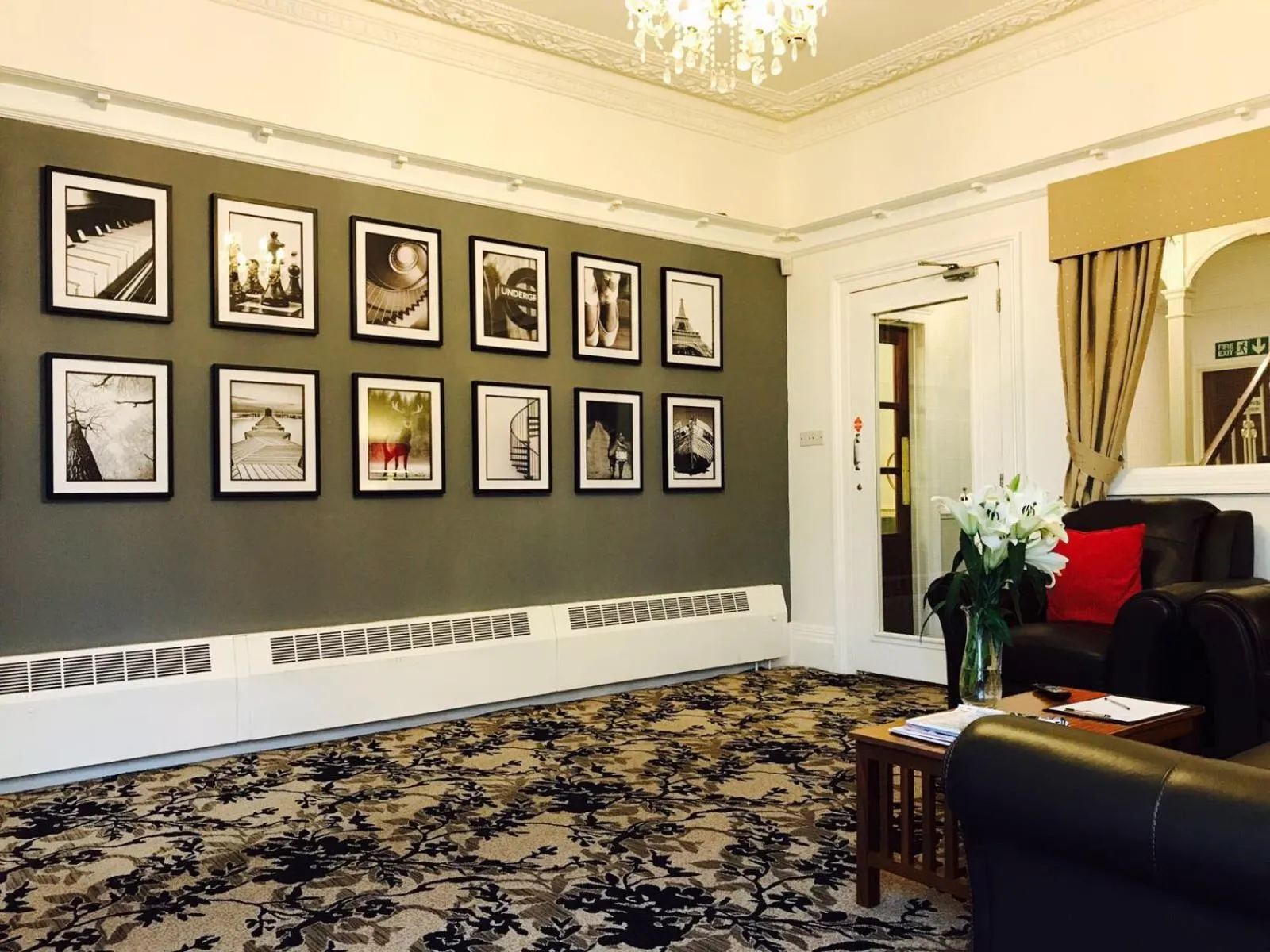 Lounge or bar in Anchorage Hotel & Spa