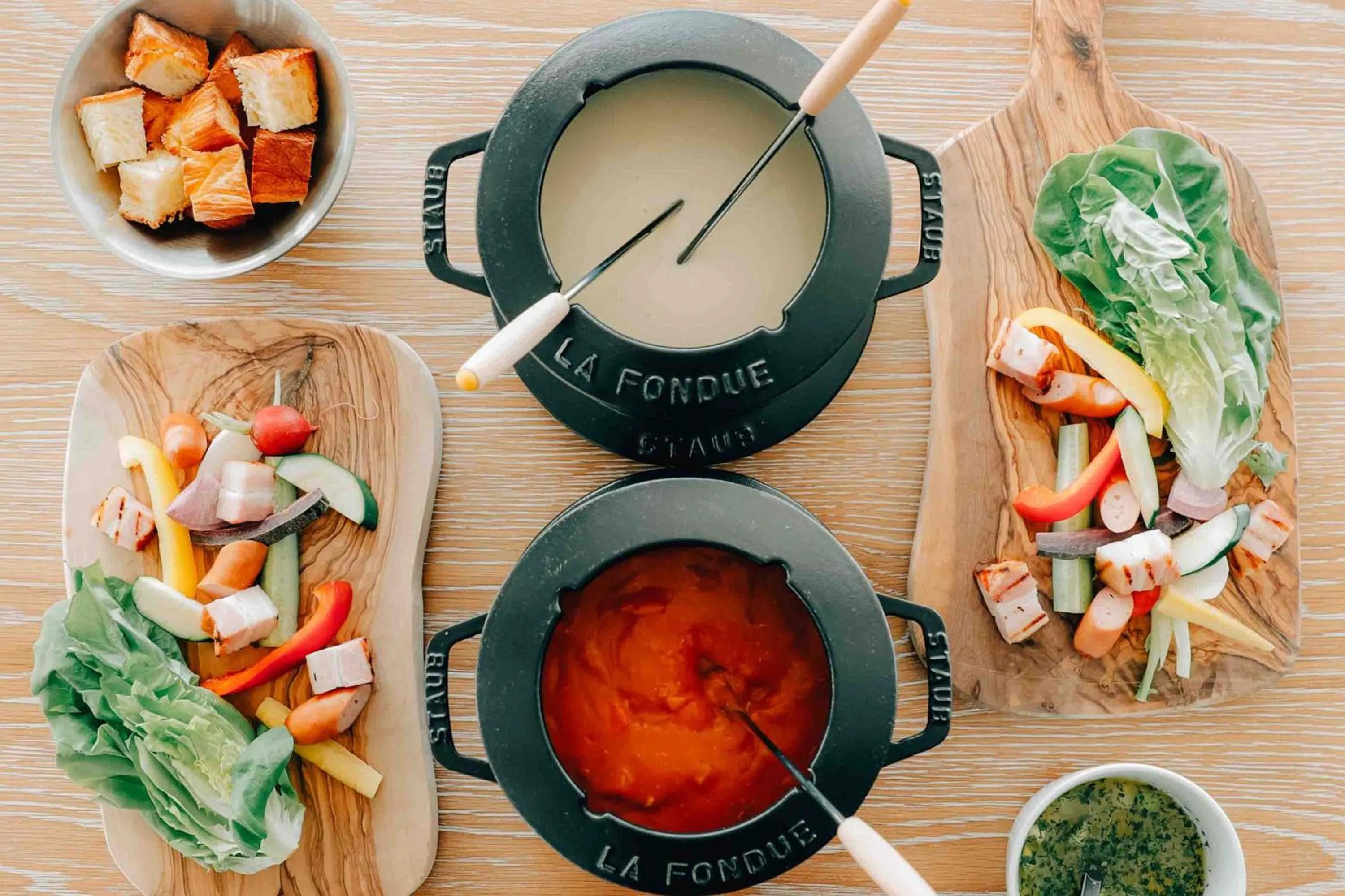 Food in BOTANICAL POOL CLUB