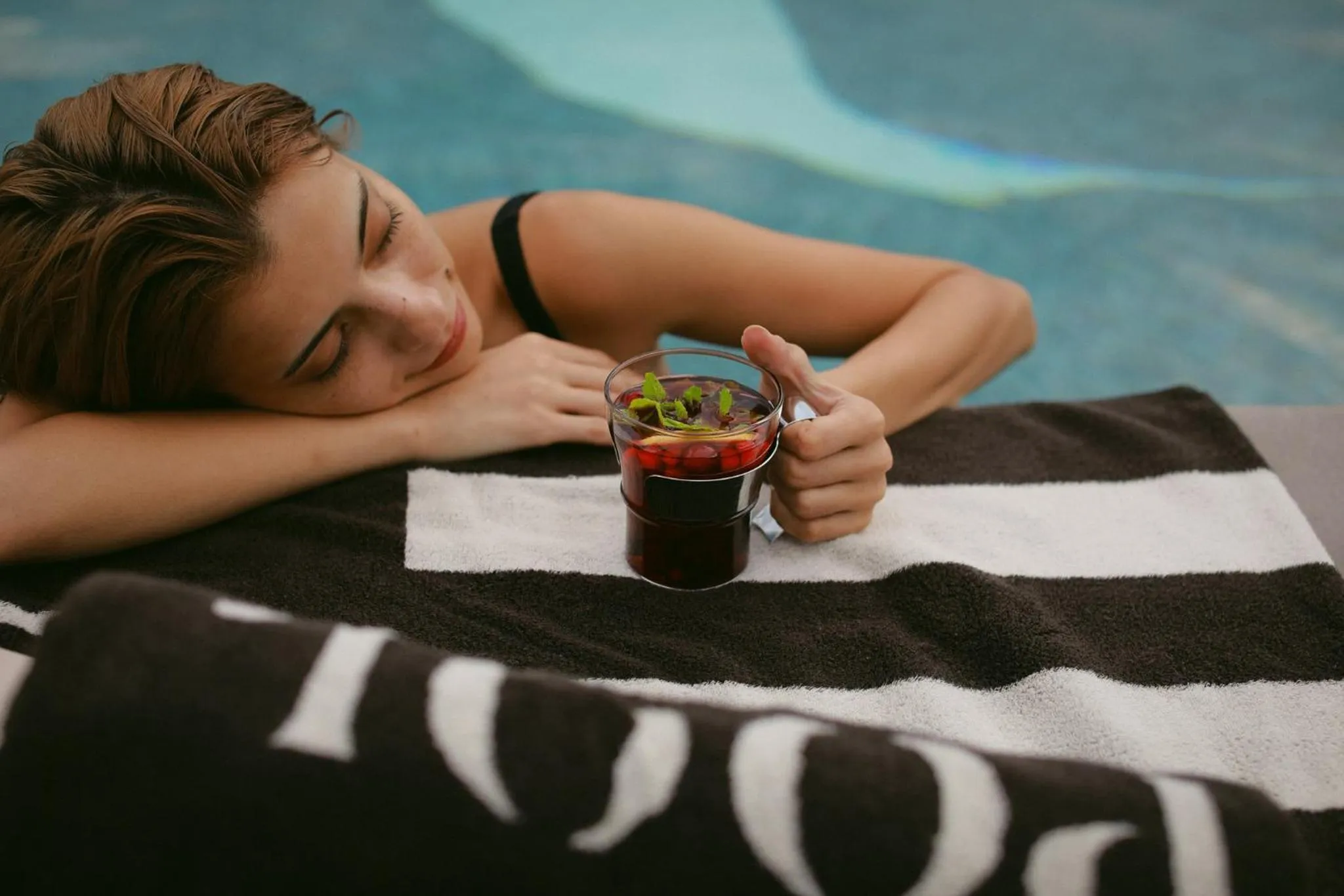 Drinks in BOTANICAL POOL CLUB