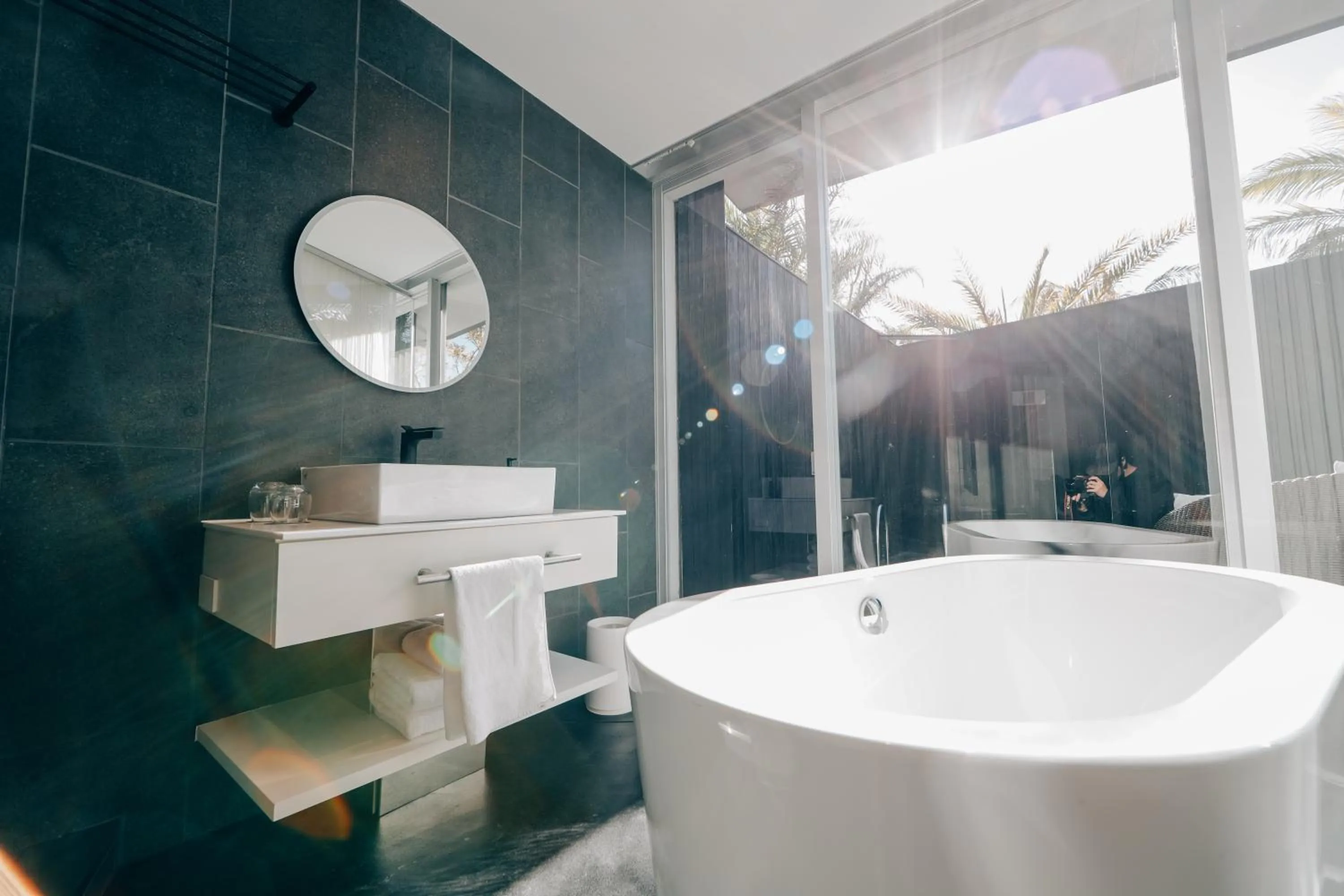 Bathroom in BOTANICAL POOL CLUB