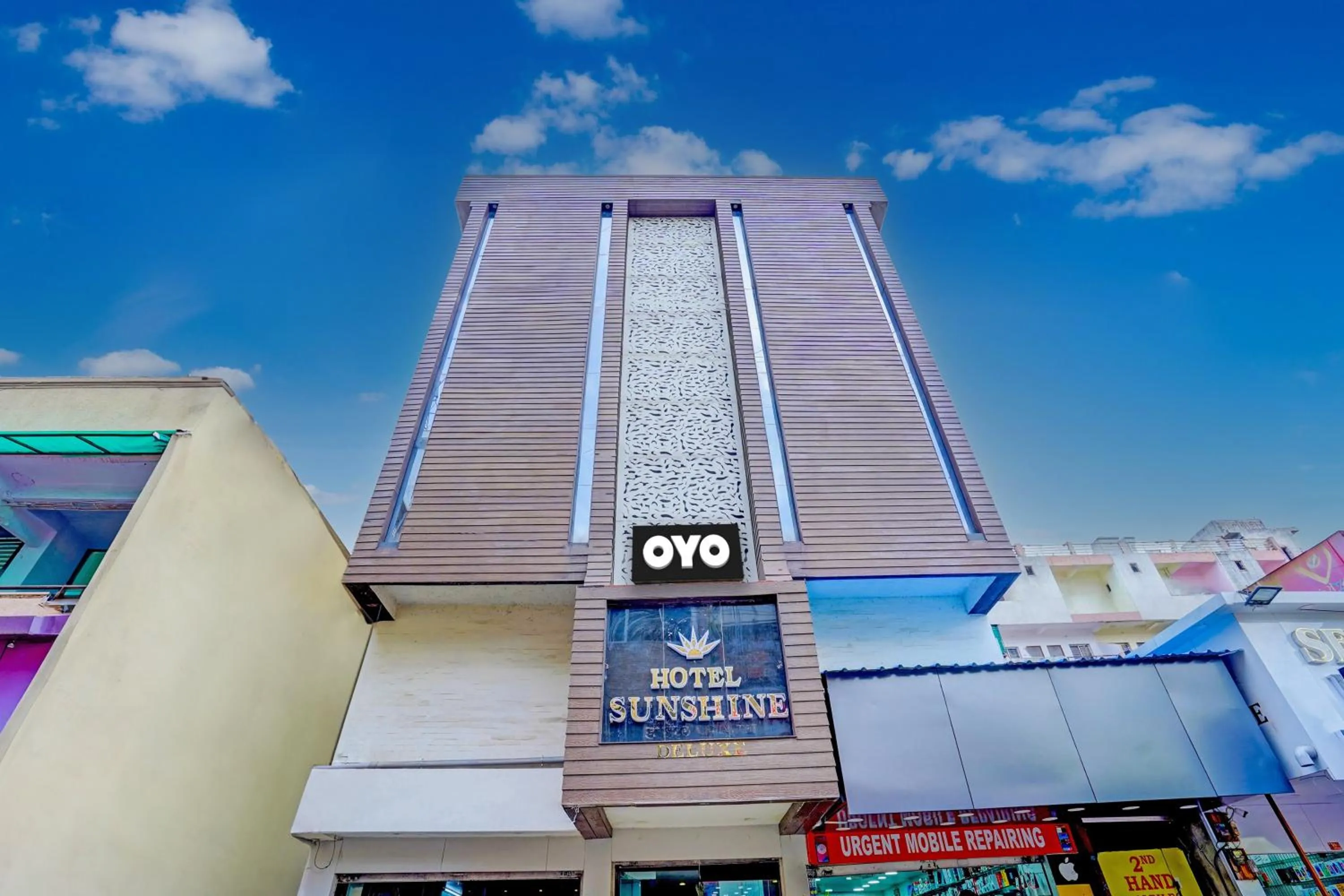 Facade/entrance in Hotel O Sunshin Deluxe