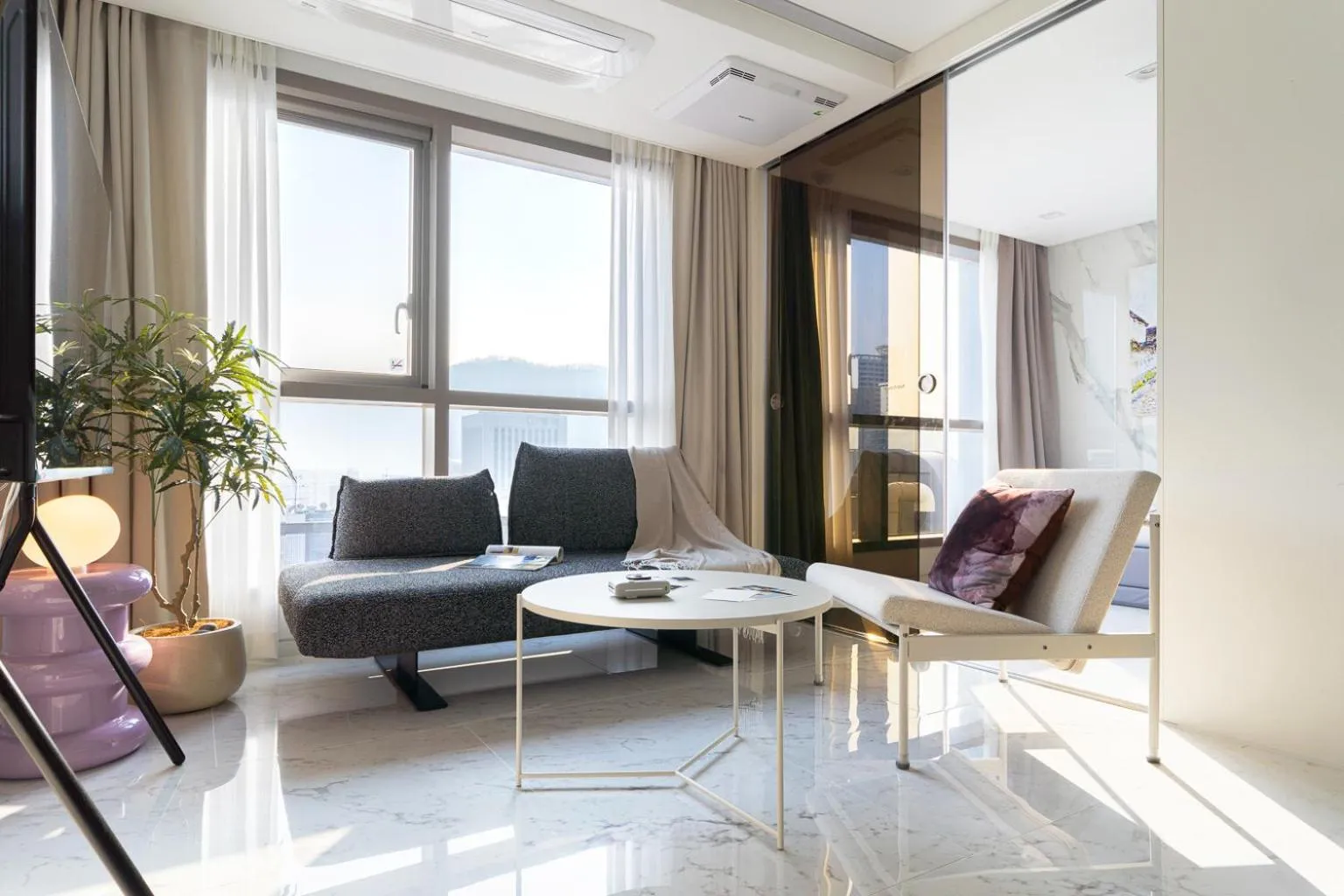 Living room in Le Collective Gangnam SAC Roium