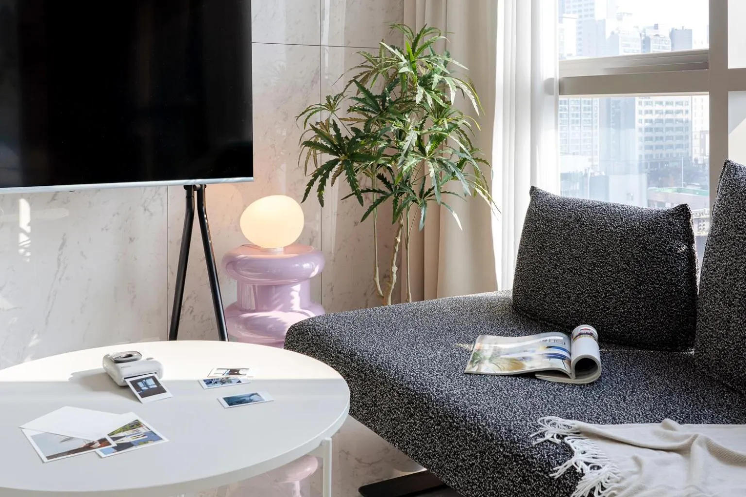 Living room in Le Collective Gangnam SAC Roium