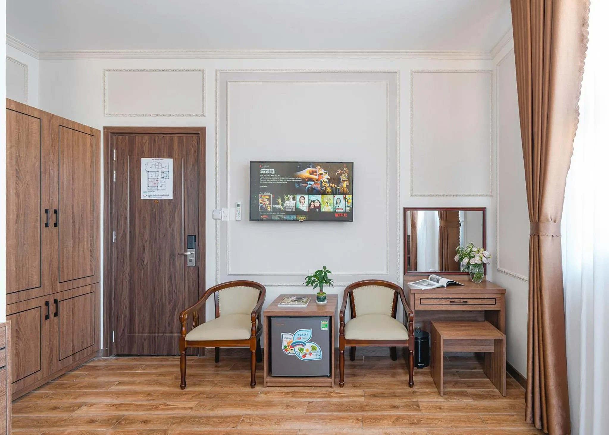 TV and multimedia in PINE VIEW Hotel Dalat