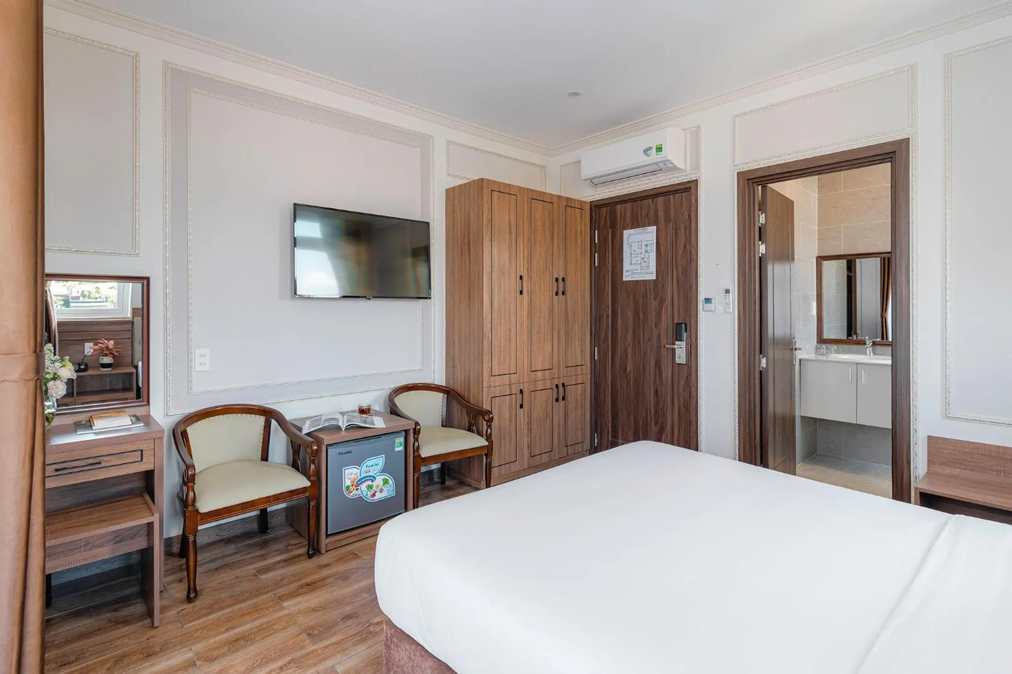 Bed in PINE VIEW Hotel Dalat