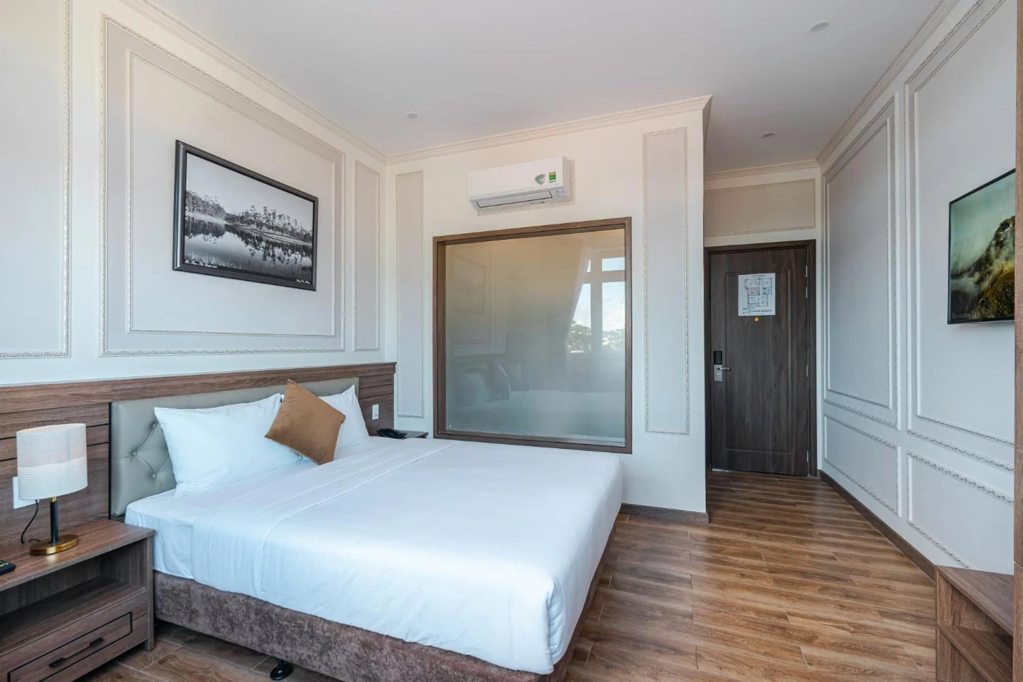 Bed in PINE VIEW Hotel Dalat