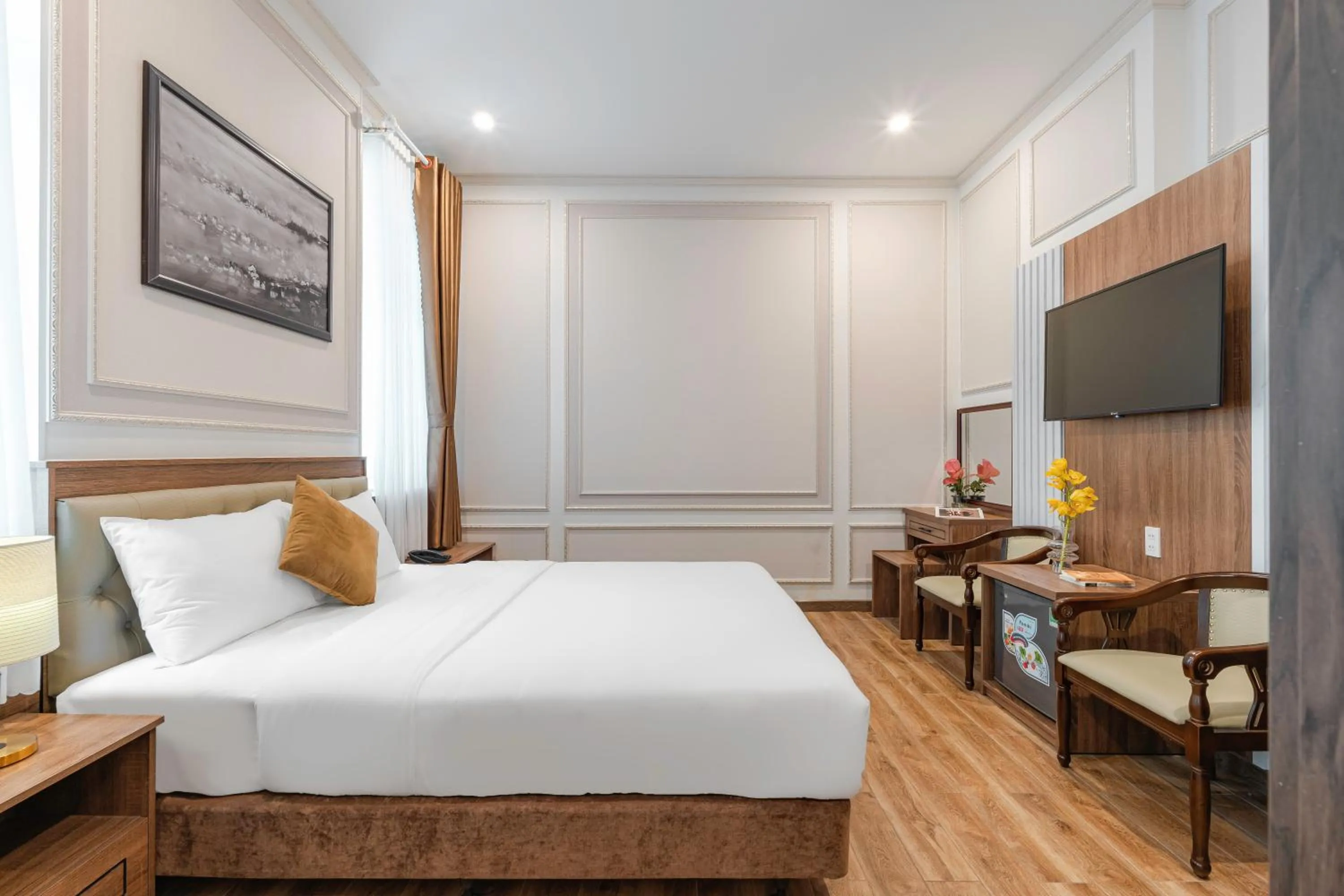 hair dresser, Bed in PINE VIEW Hotel Dalat