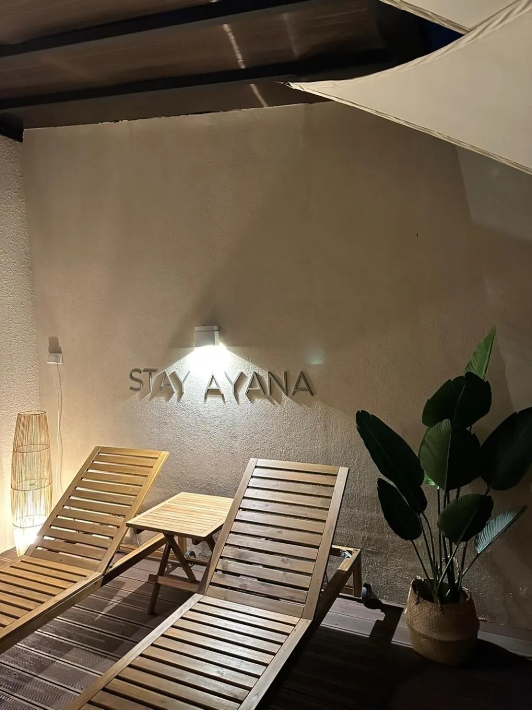 sunbed in HOTEL STAY AYANA DAEJEON