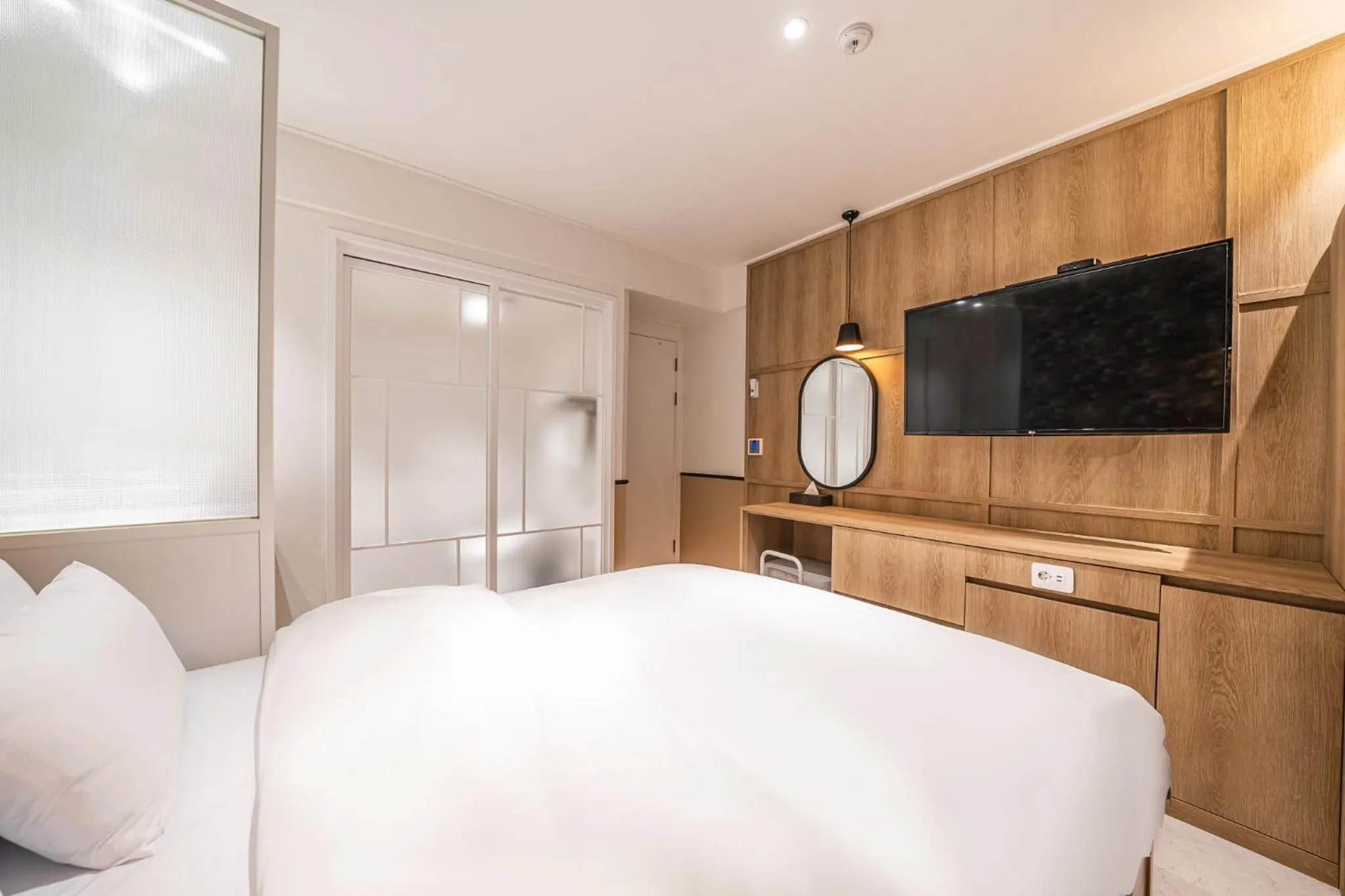 Bed in HOTEL STAY AYANA DAEJEON