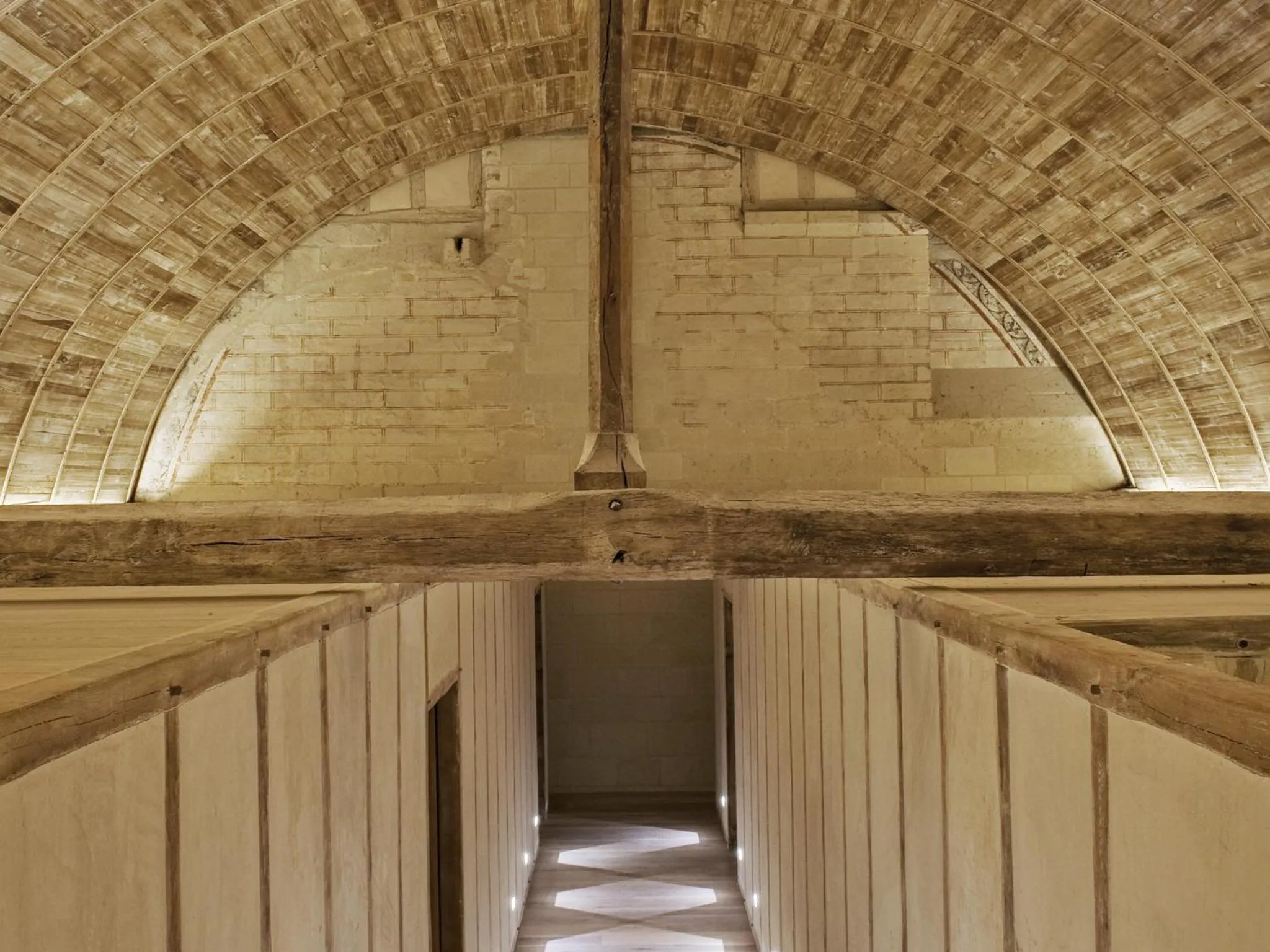 Decorative detail in Fontevraud L'Ermitage