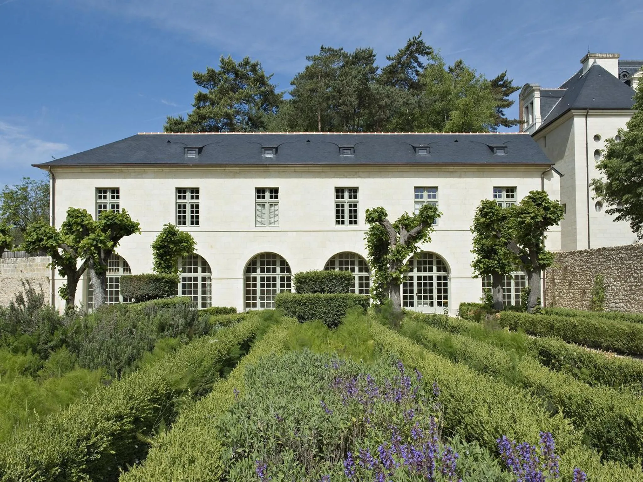 Facade/entrance in Fontevraud L'Ermitage