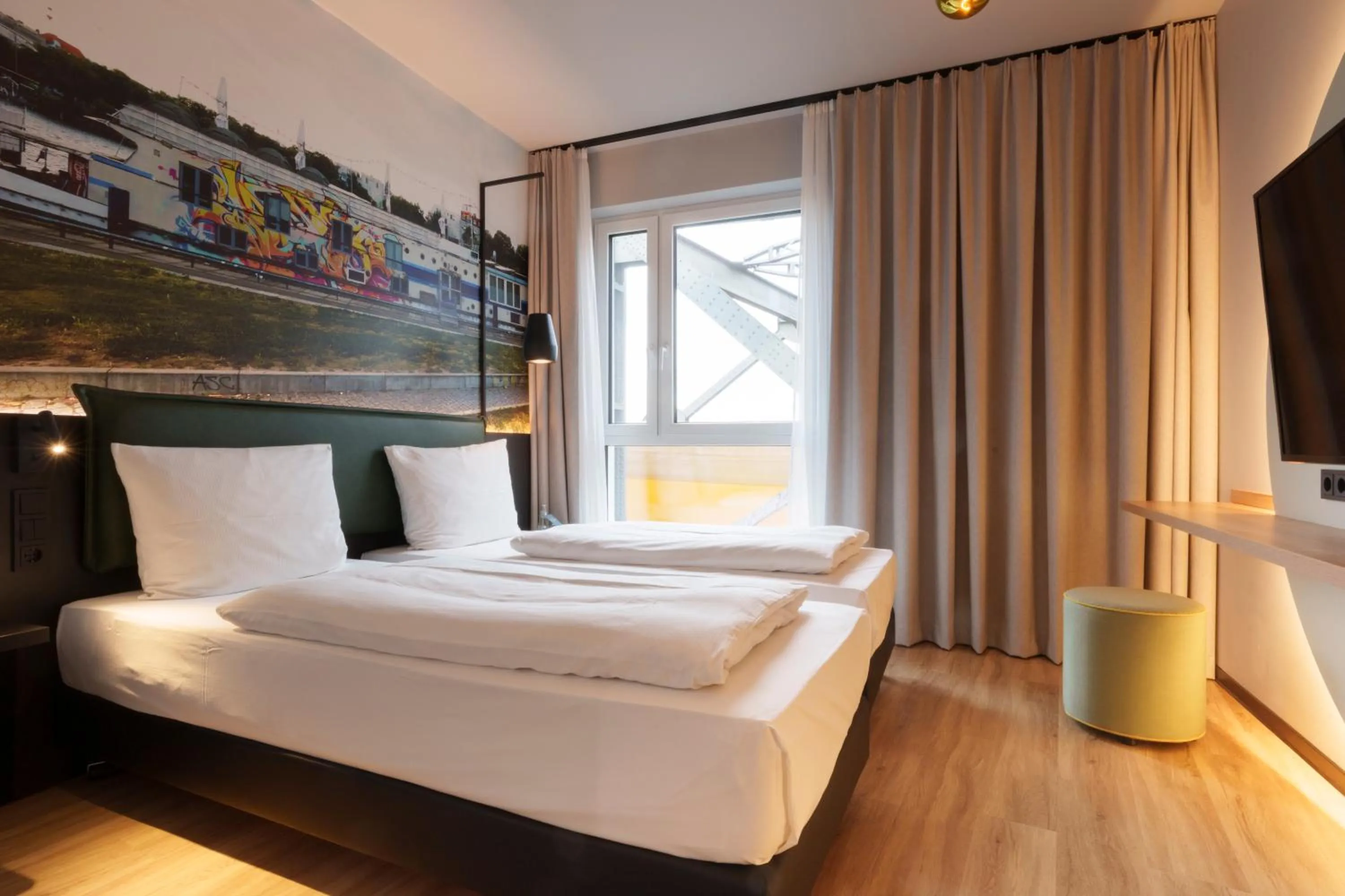 Bedroom, Bed in Vienna House Easy by Wyndham Berlin Potsdamer Platz