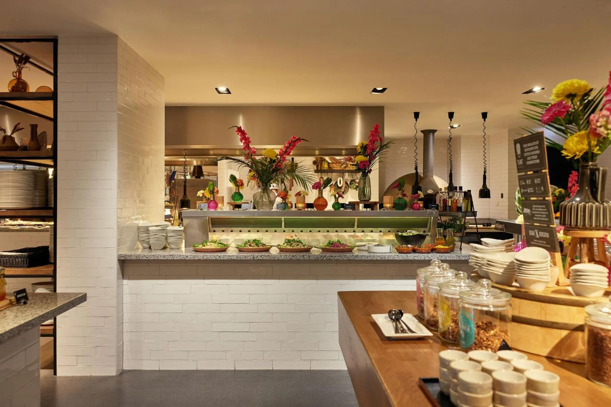 Restaurant/places to eat in Van der Valk Hotel Sassenheim - Leiden